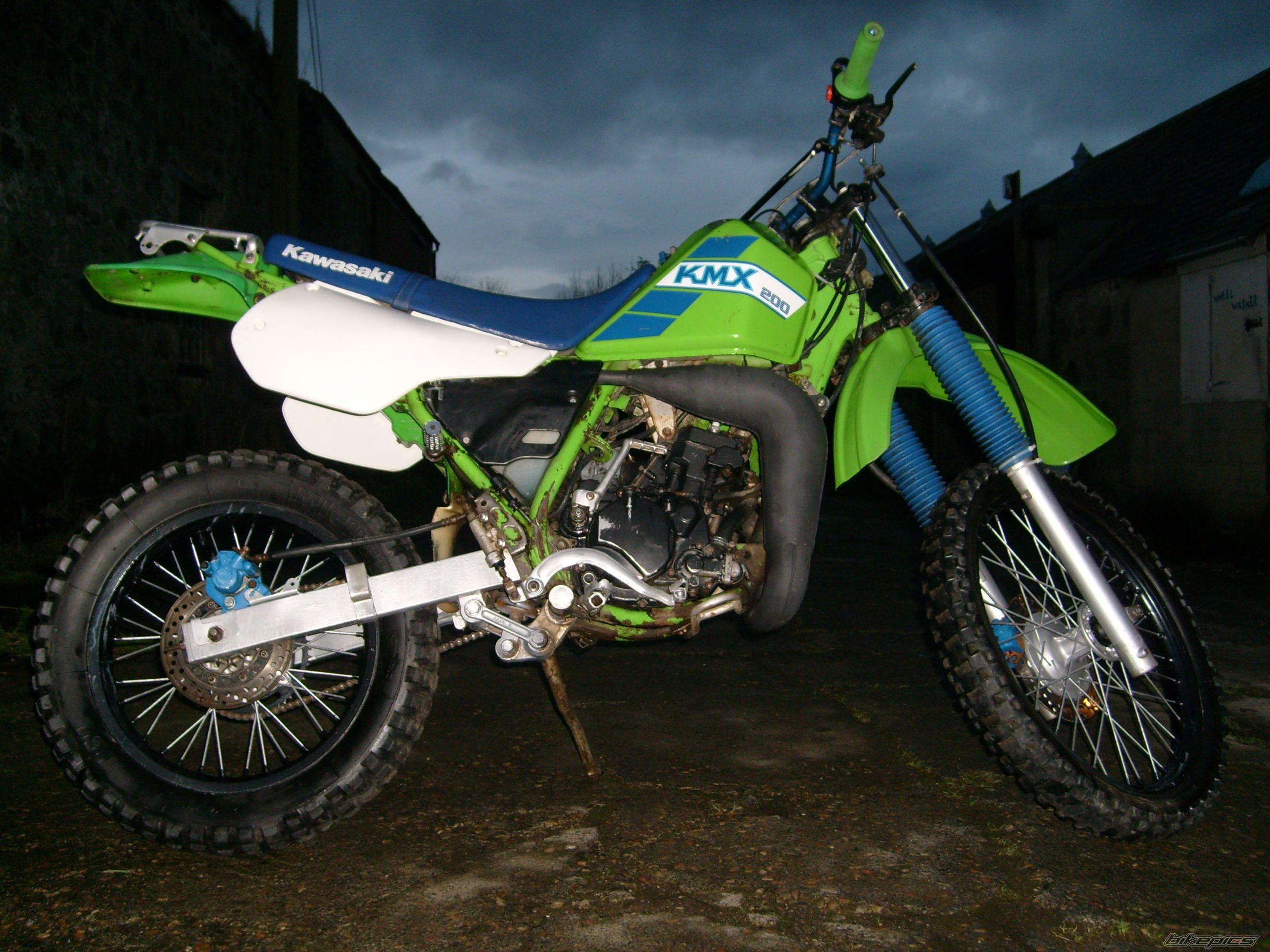 1991 KAWASAKI KMX 200 | Picture 1577041 motorcycle photo