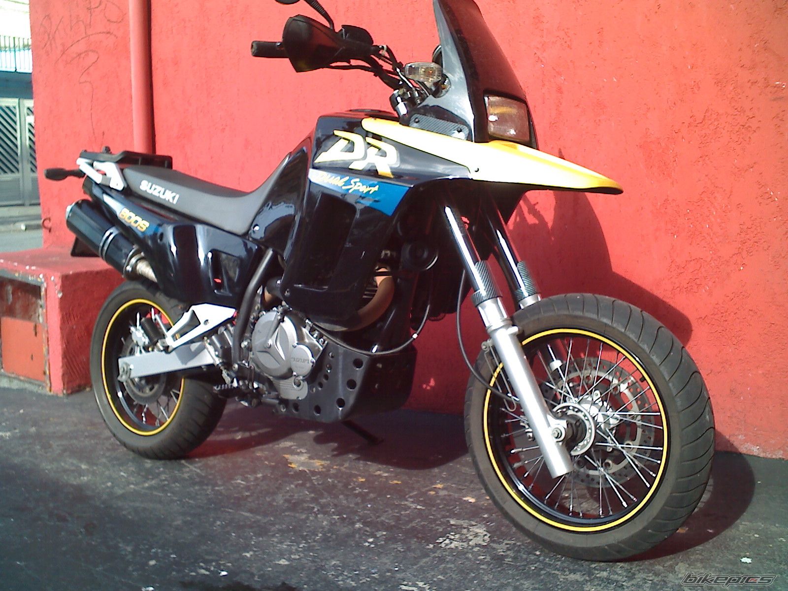 2009 SUZUKI DR 800 | Picture 1578283 motorcycle photo