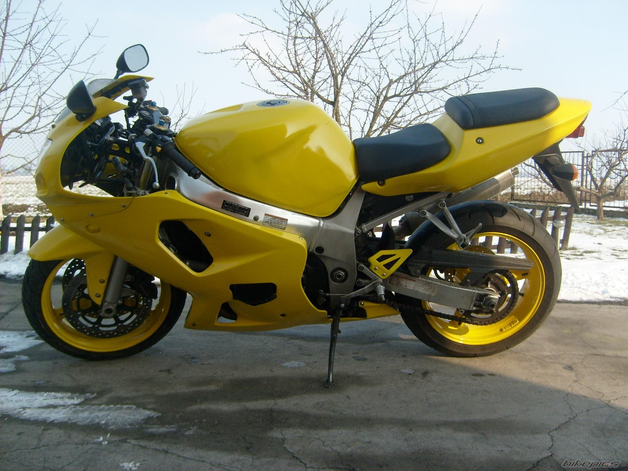 2003 SUZUKI GSX R 600 | Picture 1578689 motorcycle photo