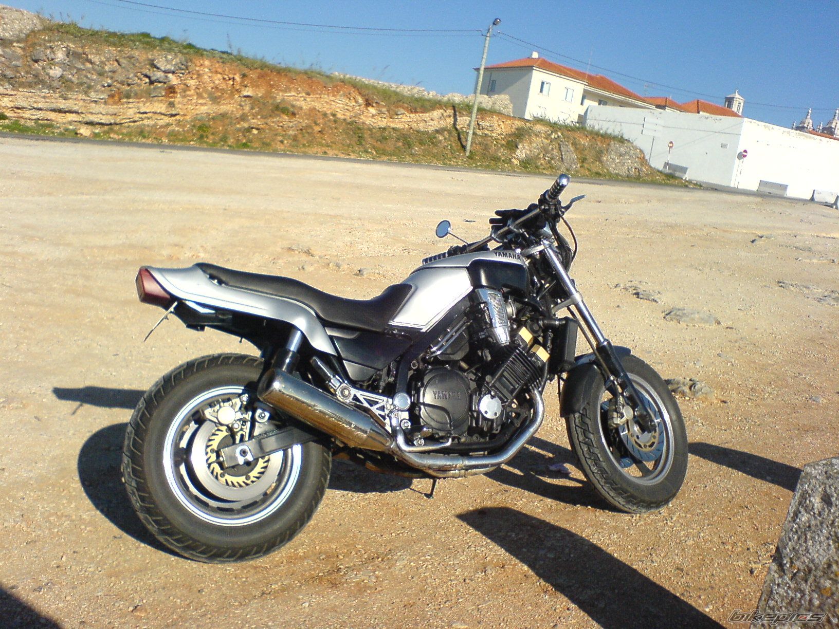 1992 YAMAHA FZX 750 | Picture 1579076 motorcycle photo