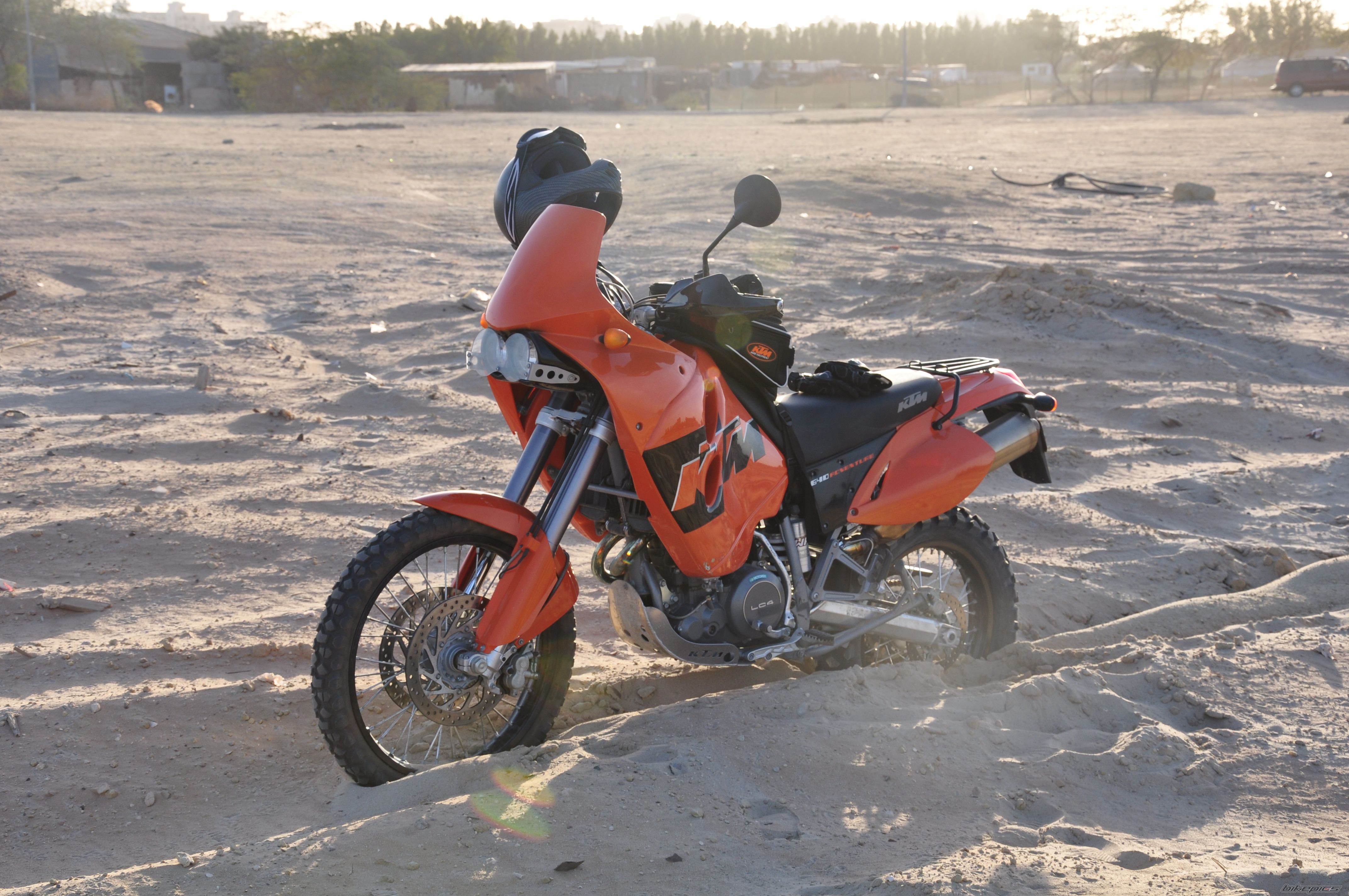 2010 KTM 640 ADVENTURE R | Picture 1580757 motorcycle photo