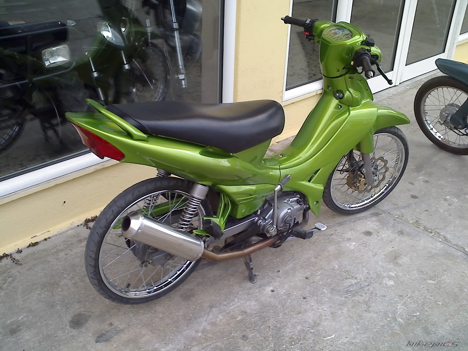 2009 YAMAHA CRYPTON R 115 | Picture 1581015 motorcycle photo