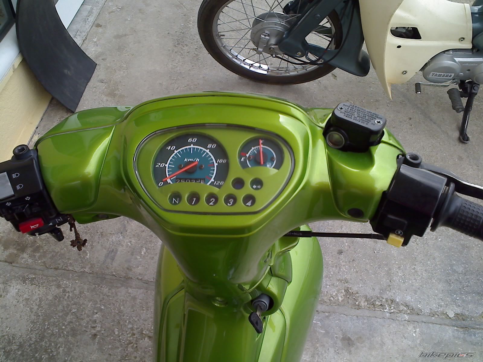 2009 YAMAHA CRYPTON R 115 | Picture 1581018 motorcycle photo