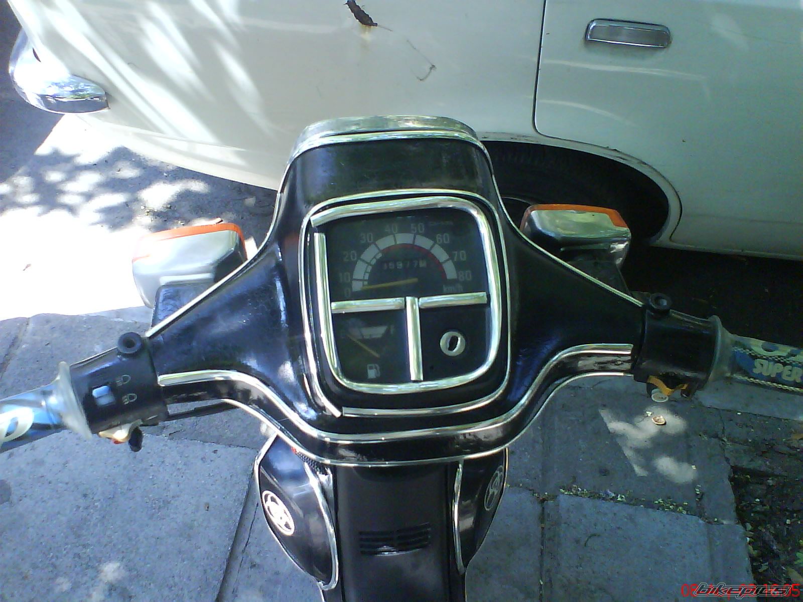 2009 YAMAHA CRYPTON R 04 | Picture 1581185 motorcycle photo