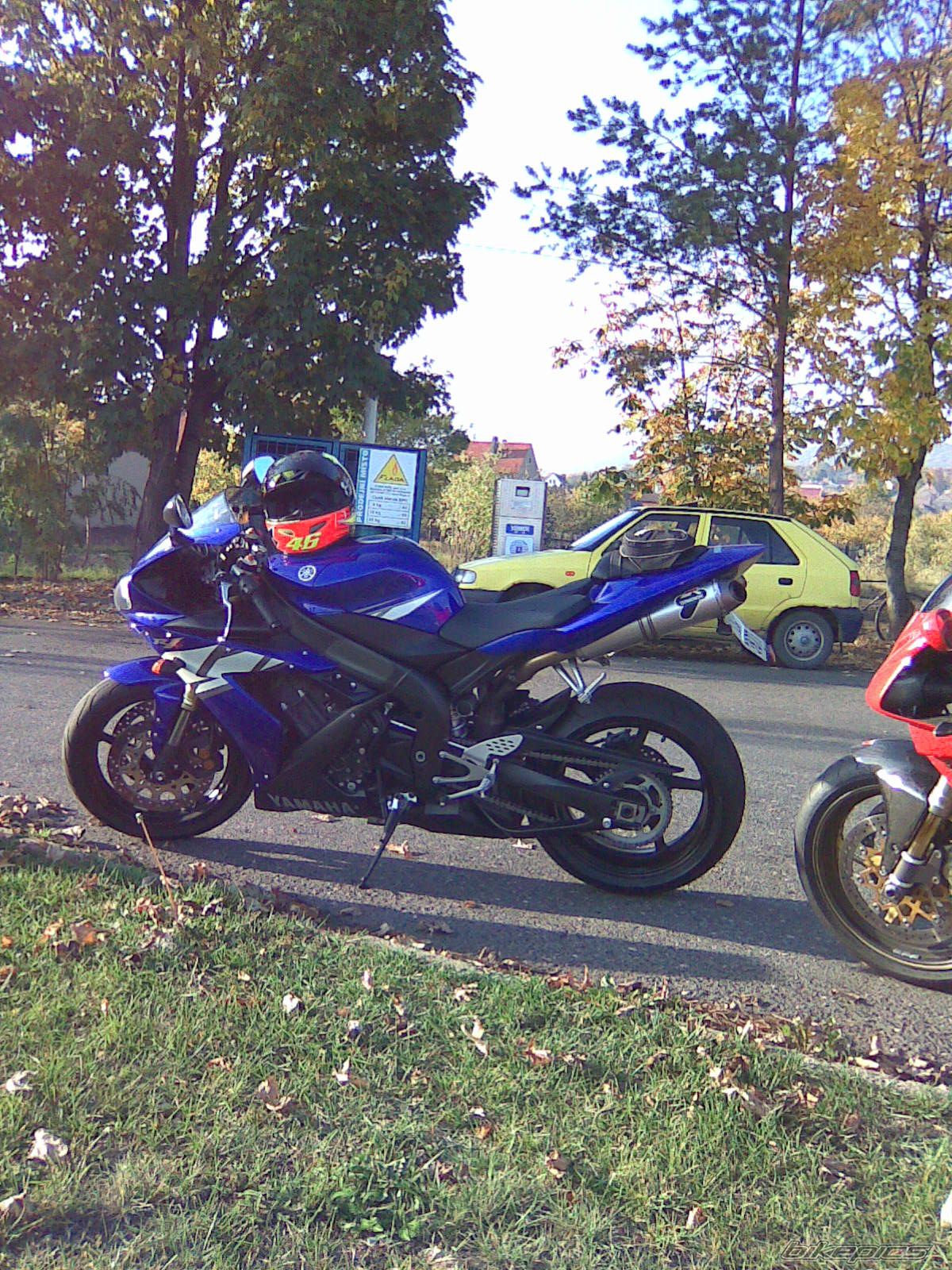 2004 YAMAHA YZF R1 | Picture 1582076 motorcycle photo