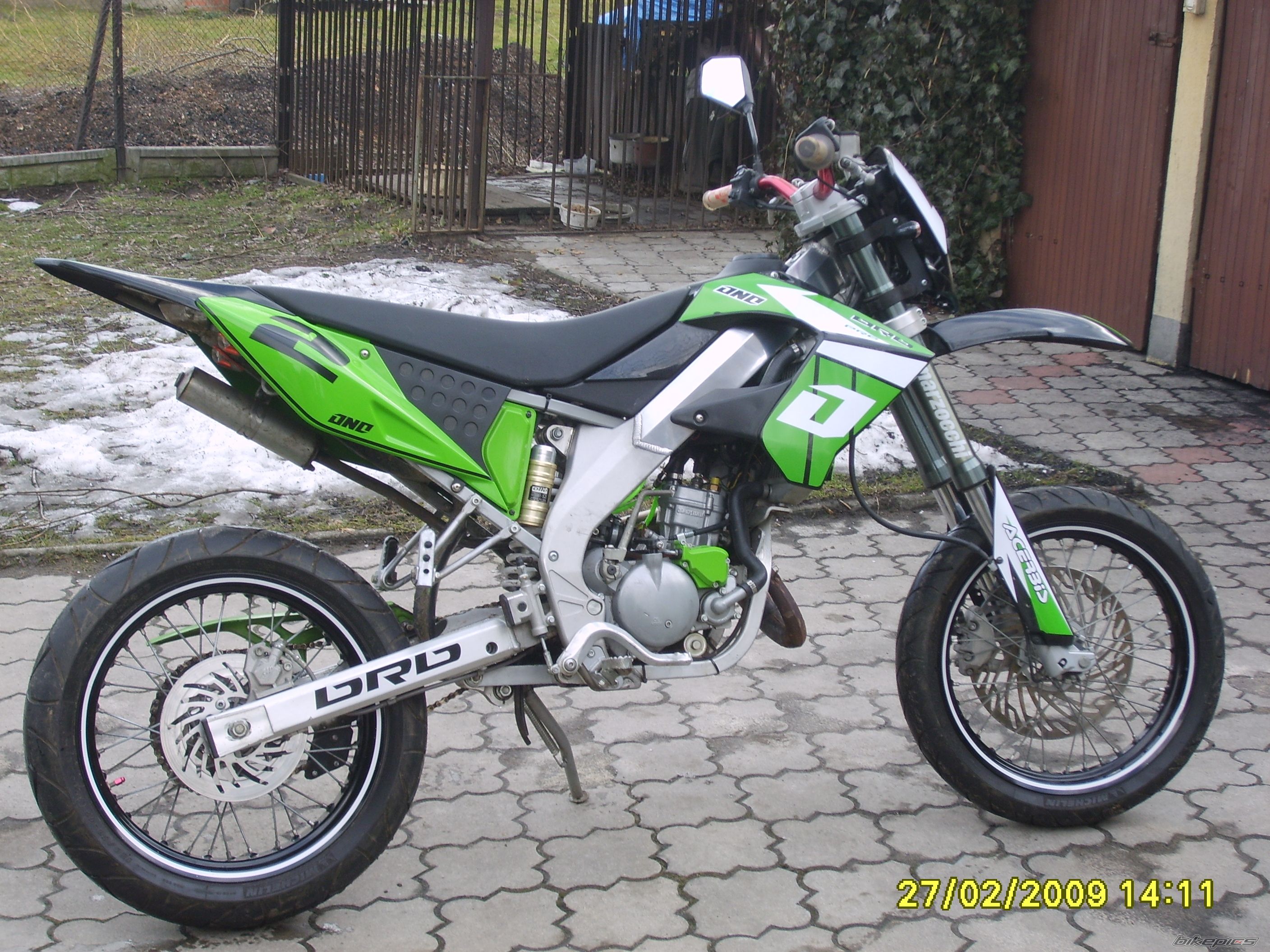 2007 DERBI SENDA DRD PRO SM 50 | Picture 1584197 motorcycle photo