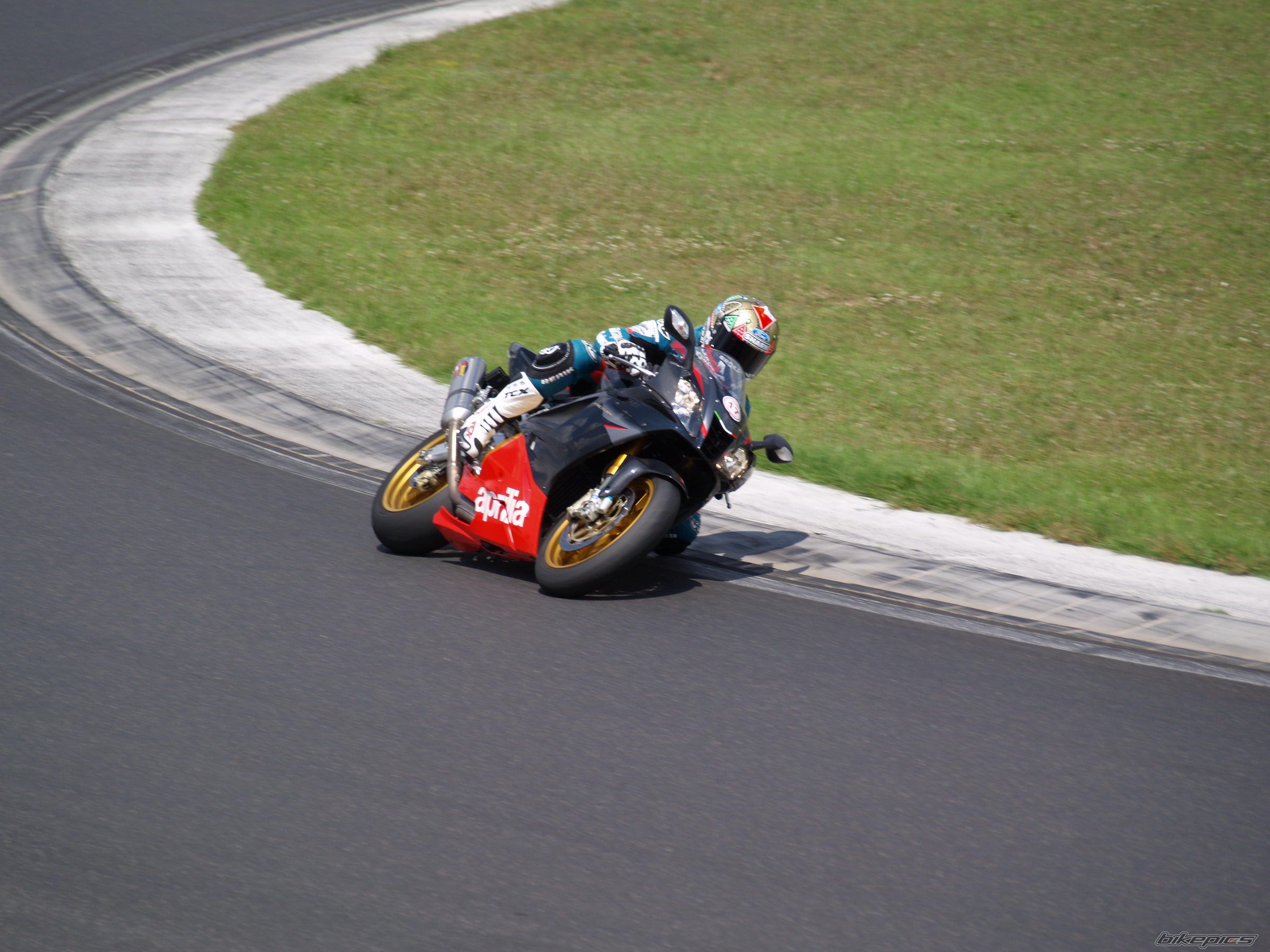 2006 APRILIA RSV 1000R MILLE | Picture 1586397 motorcycle photo