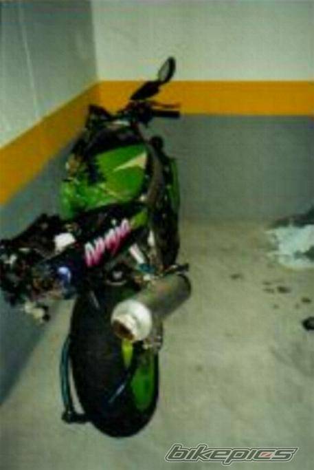 1998 KAWASAKI ZX 6R | Picture 15872 motorcycle photo