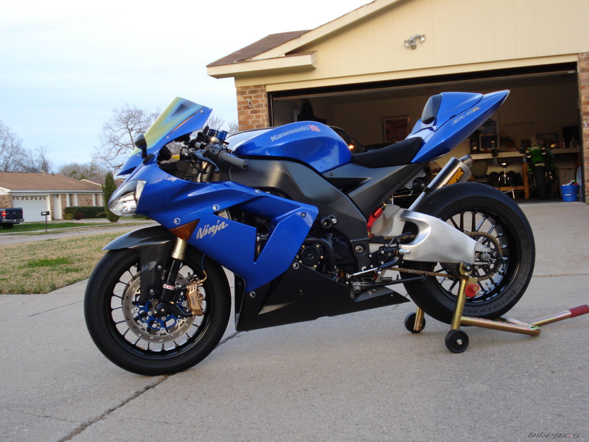 2004 KAWASAKI ZX 10R | Picture 1587935 motorcycle photo