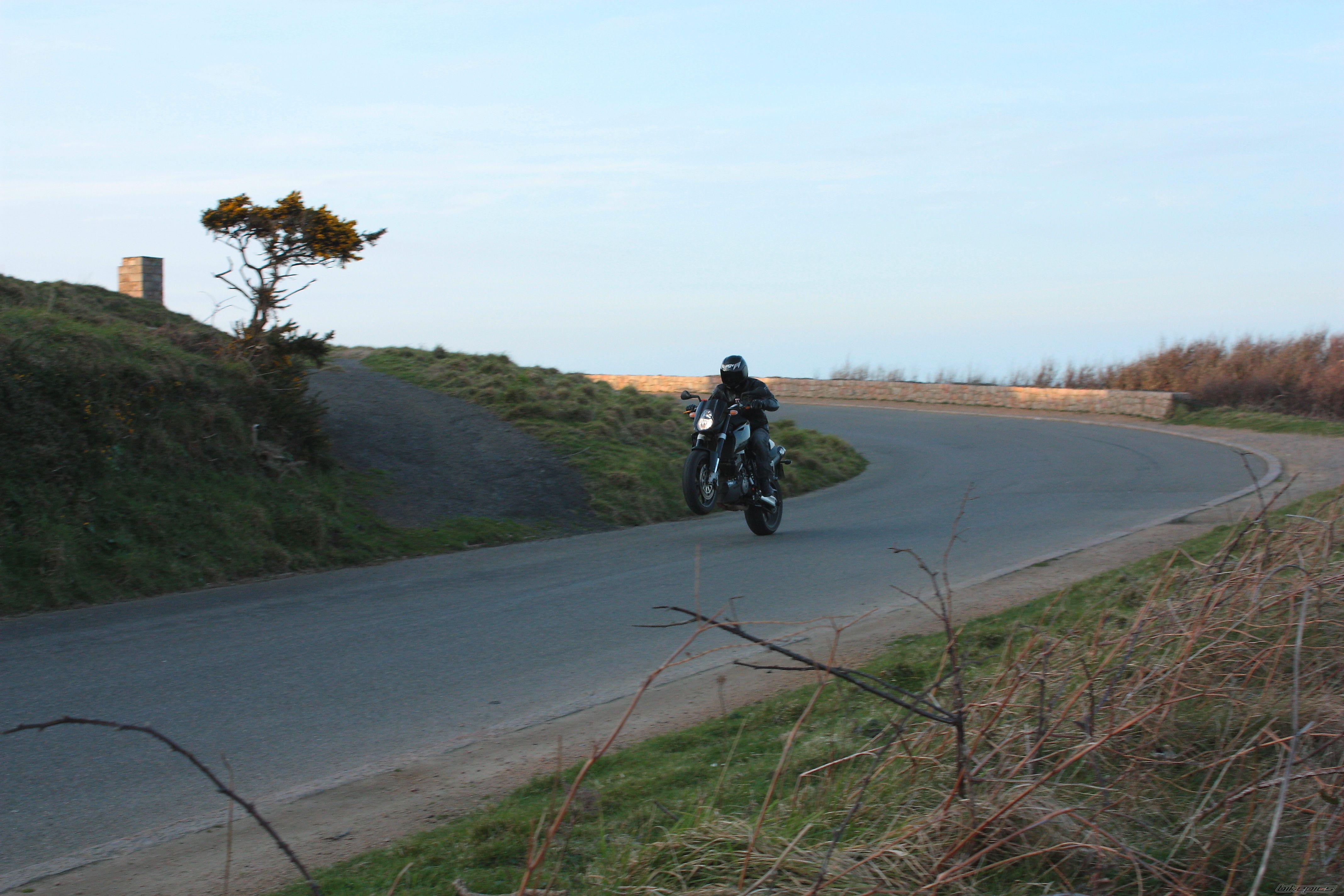 1587987 | Picture 1587987 motorcycle photo