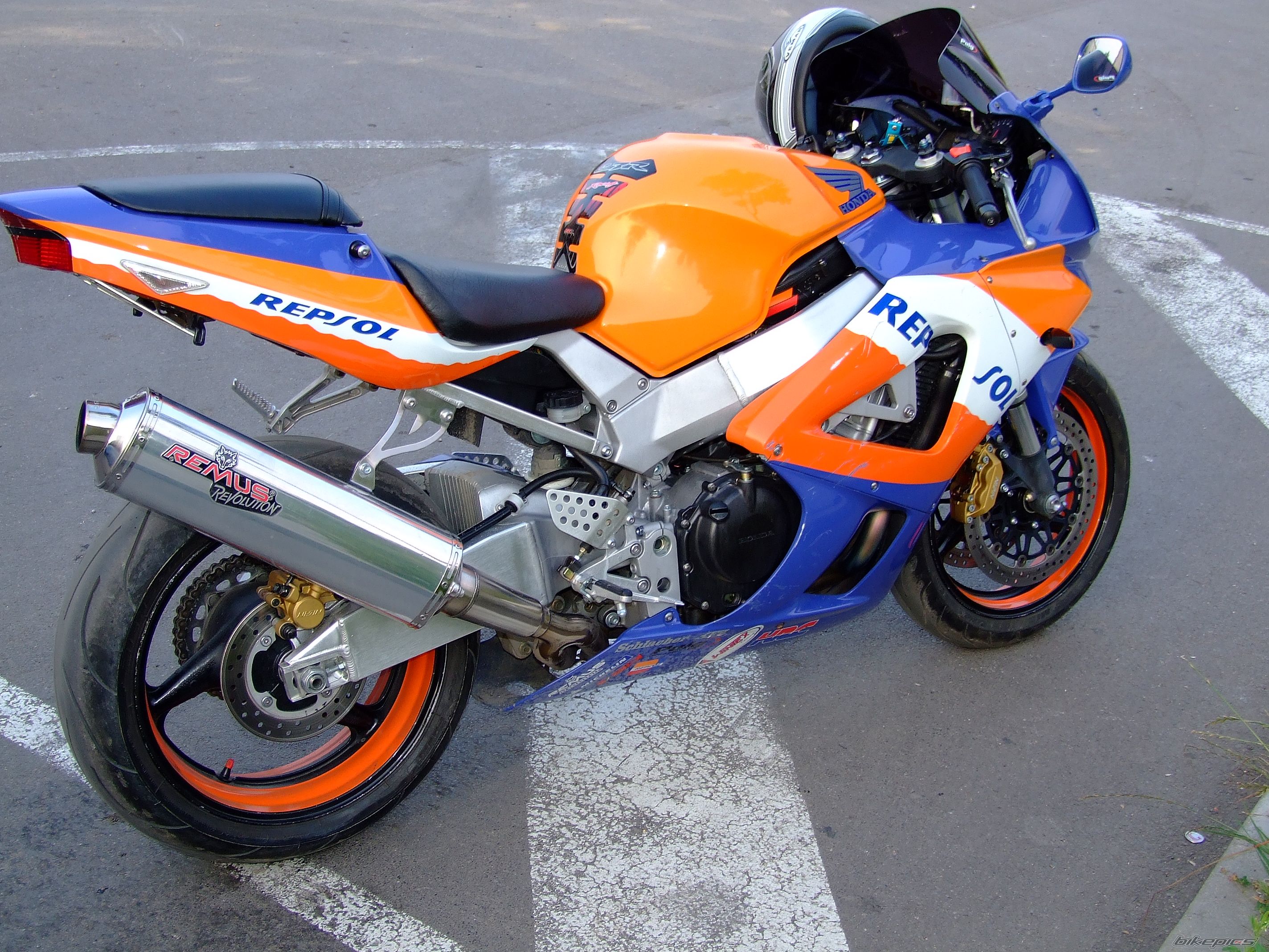 2001 HONDA CBR 900 | Picture 1588743 motorcycle photo