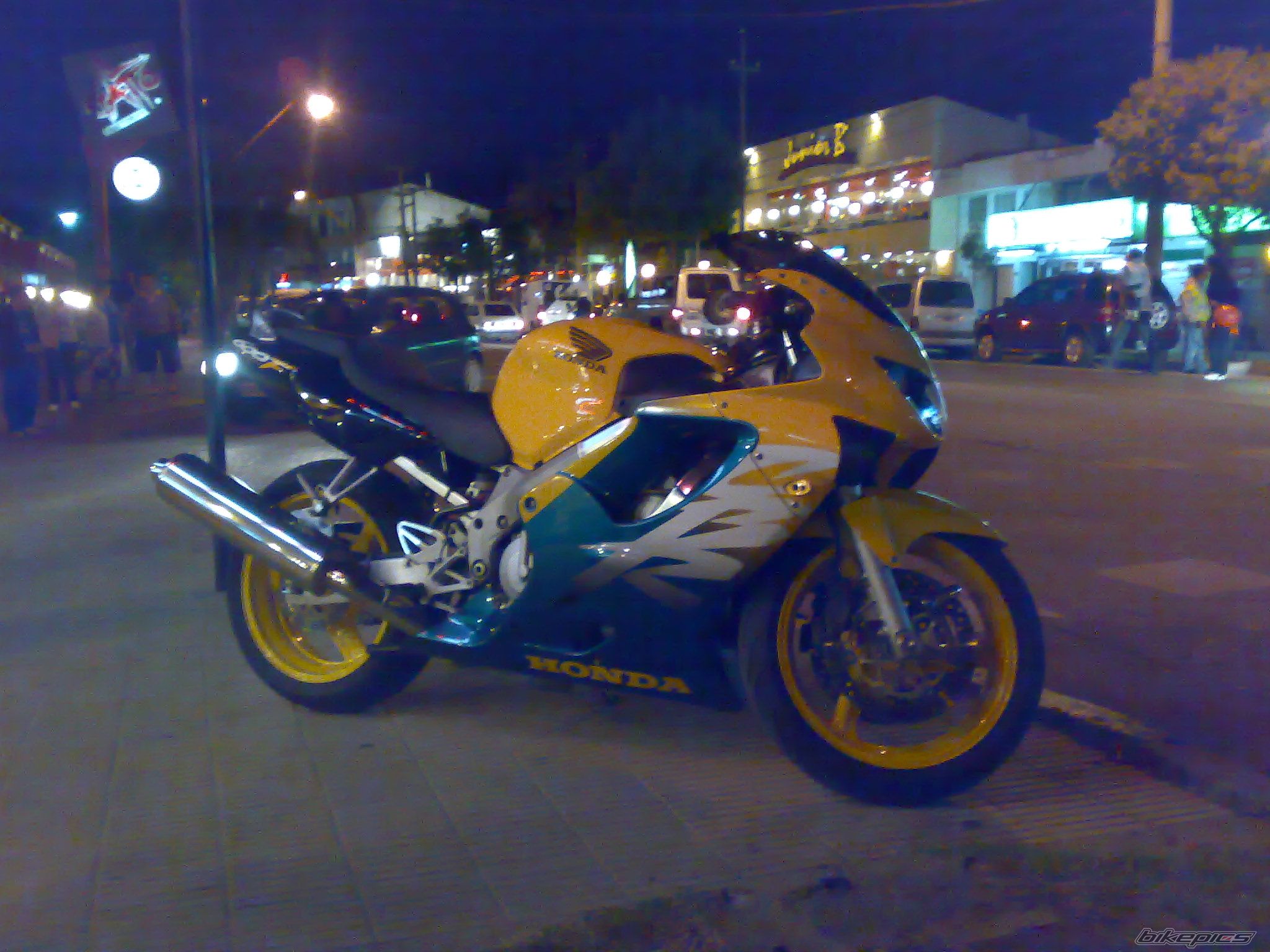 1999 HONDA CBR 600 | Picture 1588866 motorcycle photo
