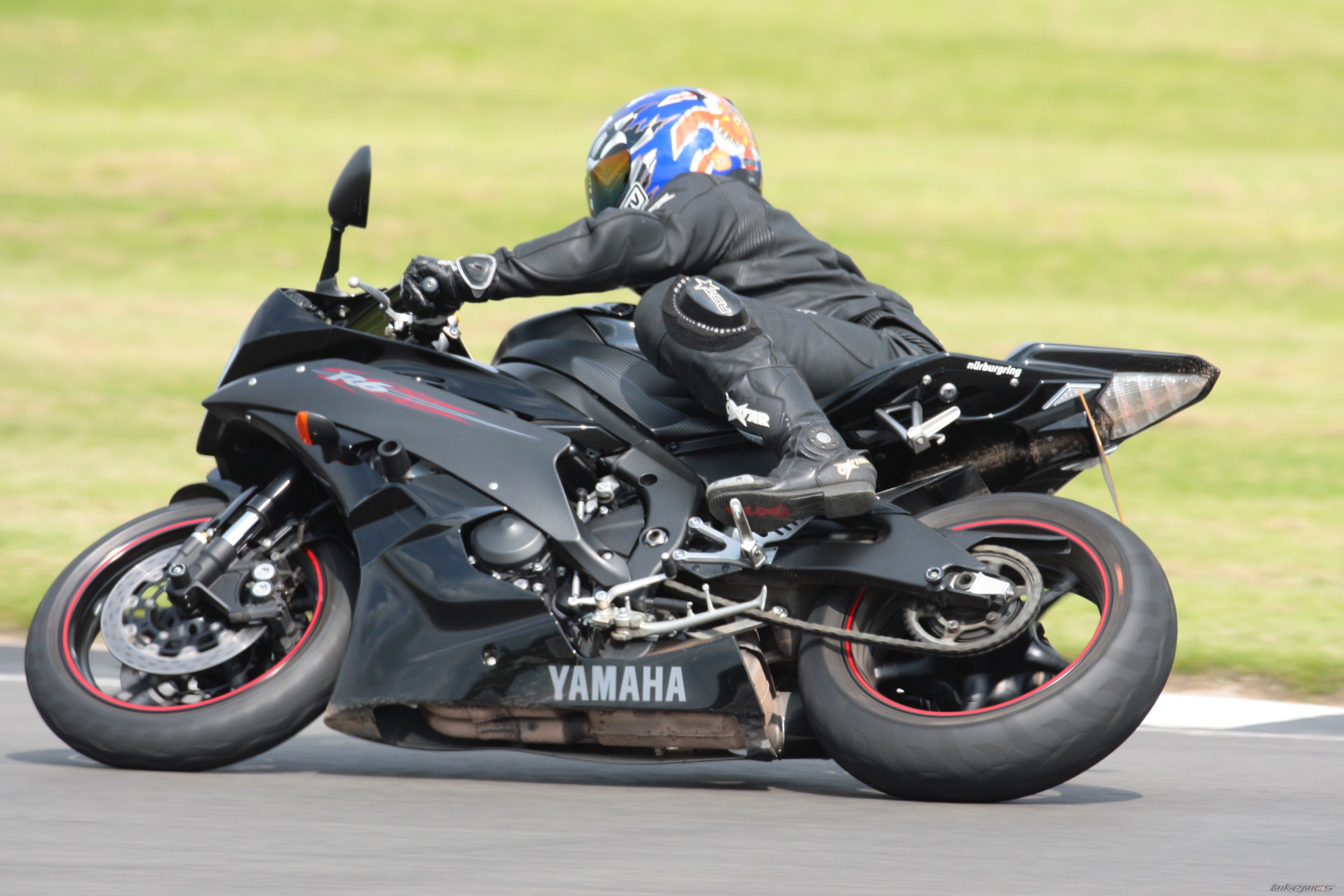 2006 YAMAHA YZF R6 | Picture 1590154 motorcycle photo
