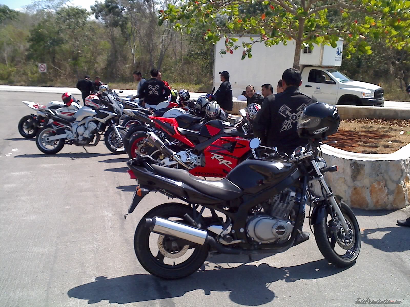 2004 YAMAHA YZF R1 | Picture 1591264 motorcycle photo