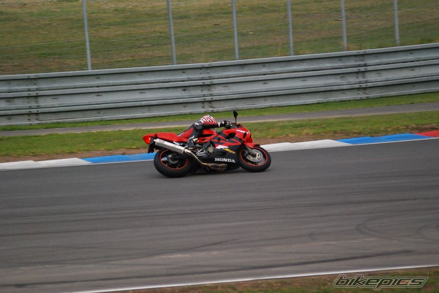 2001 HONDA CBR 600 FS | Picture 1591398 motorcycle photo