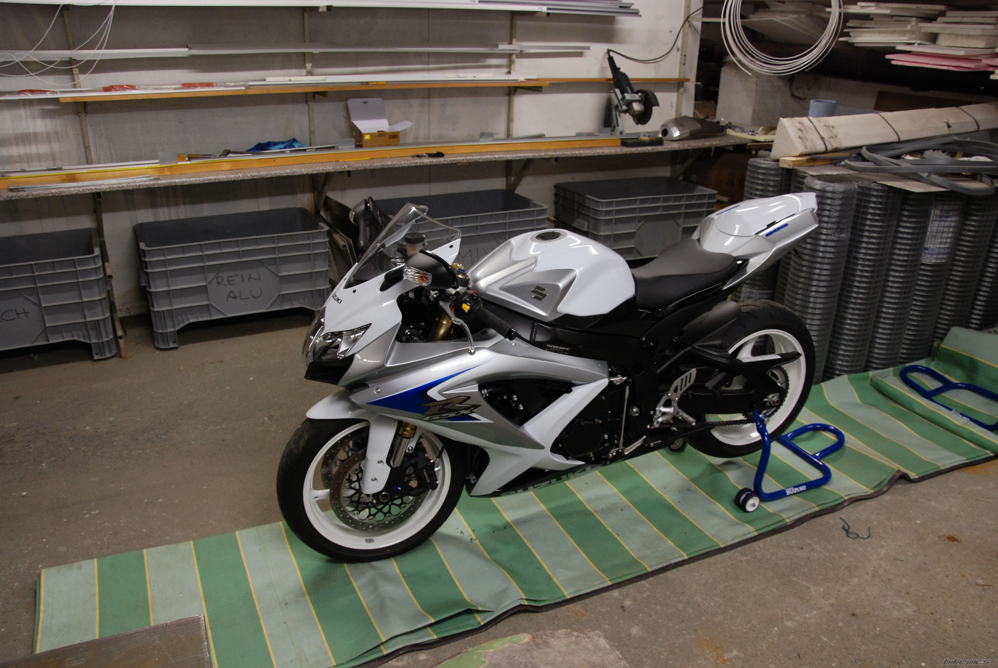 2008 SUZUKI GSX R 600 | Picture 1592185 motorcycle photo