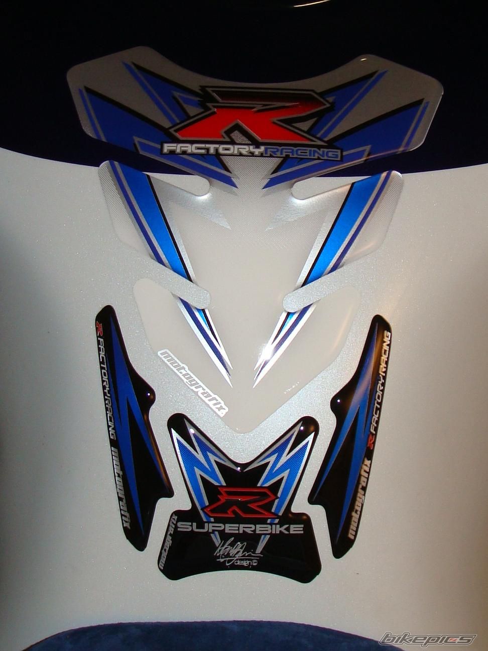 2001 SUZUKI GSX R 1000 | Picture 1593389 motorcycle photo