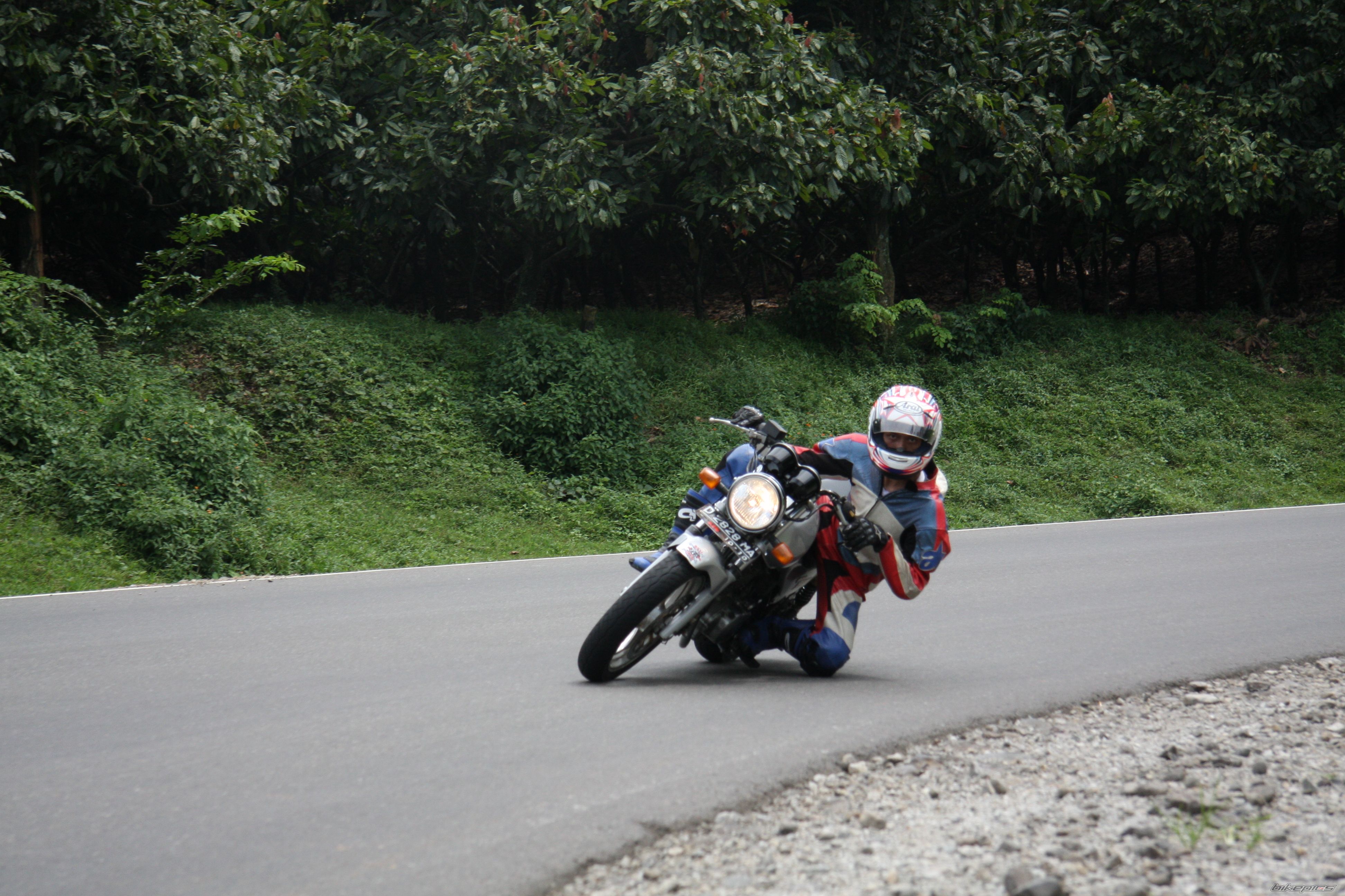 2005 SUZUKI GS 250 | Picture 1593514 motorcycle photo