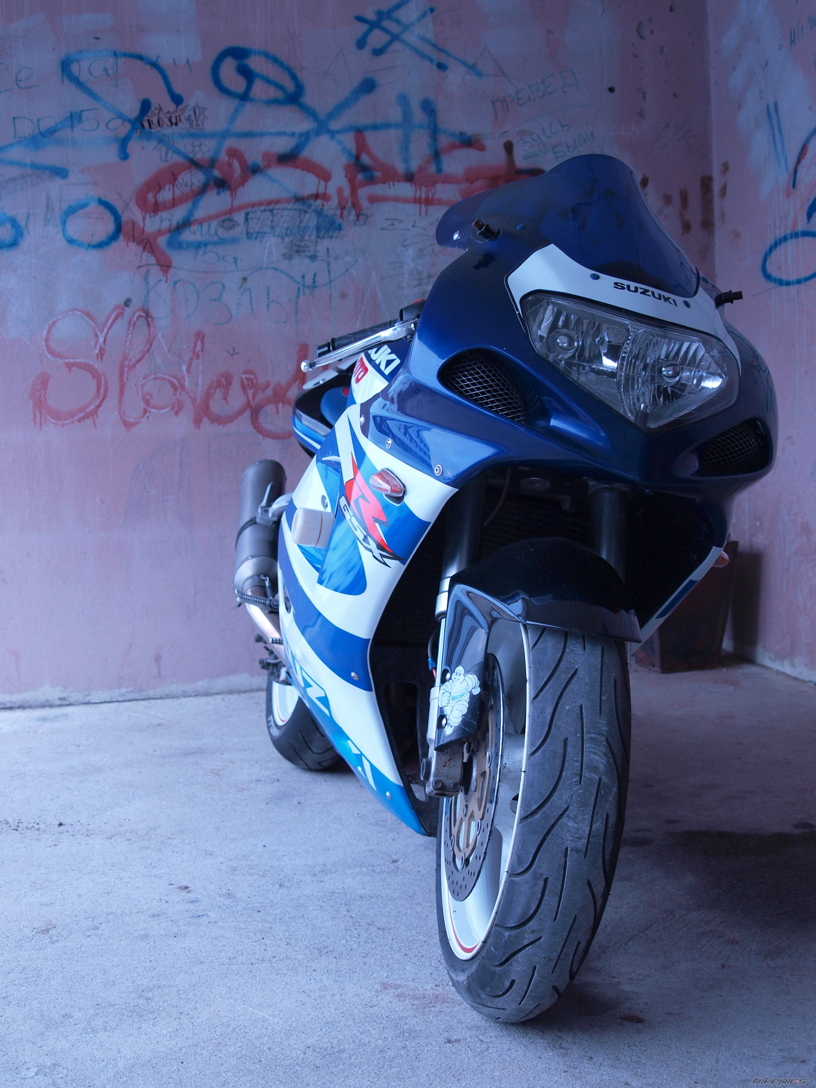 2000 SUZUKI GSX R 750 | Picture 1593535 motorcycle photo