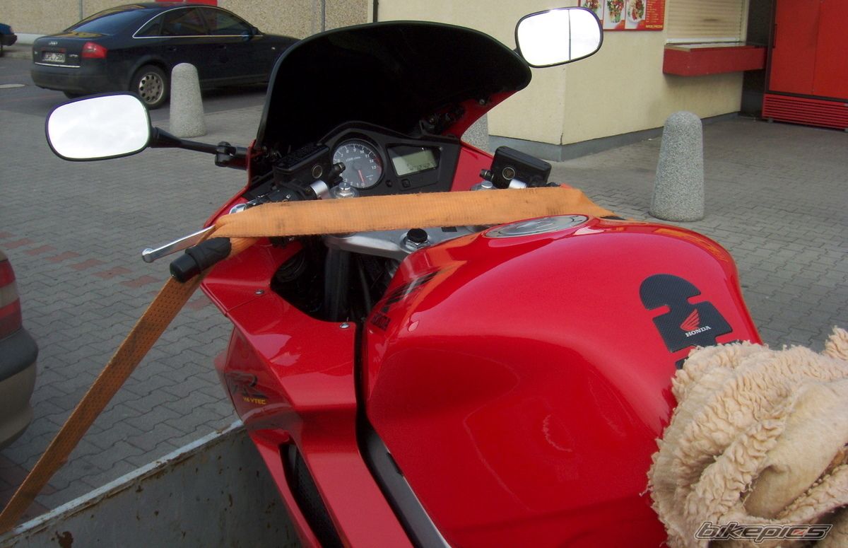 2002 HONDA VFR 800 | Picture 1593591 motorcycle photo