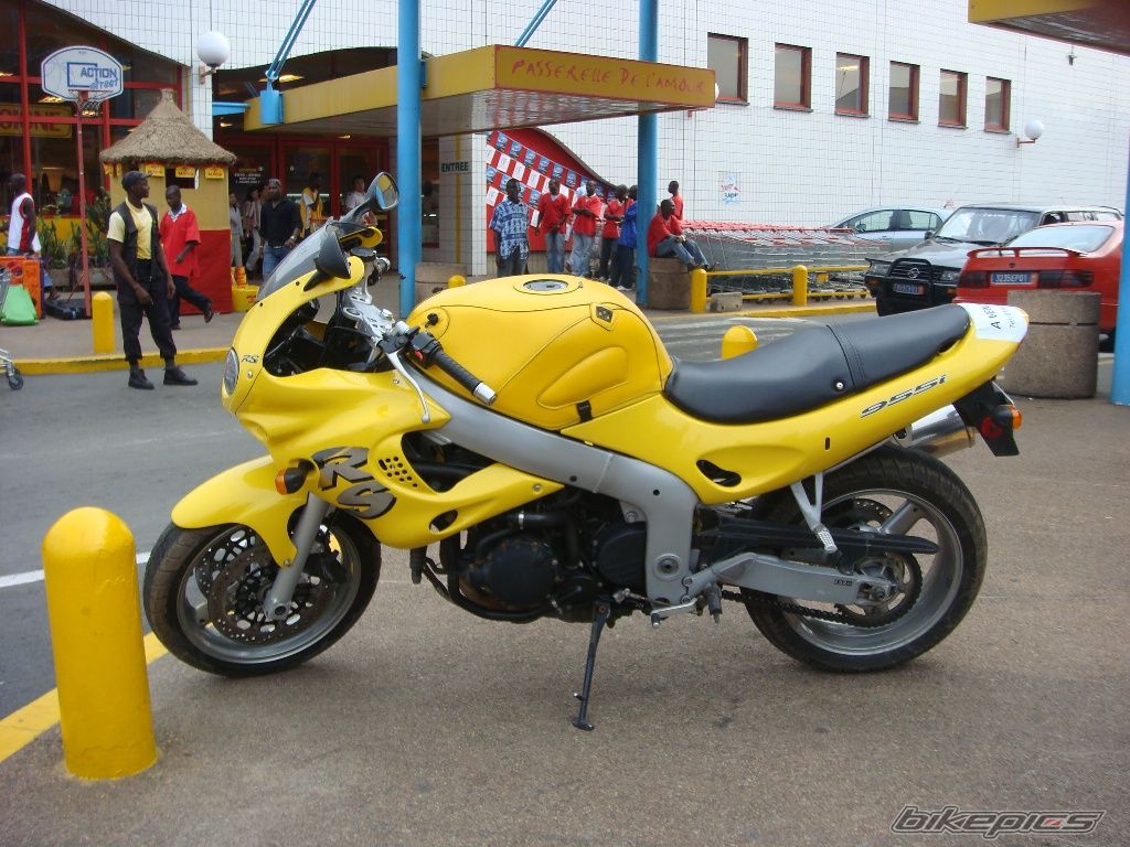 2003 TRIUMPH SPRINT RS | Picture 1593757 motorcycle photo