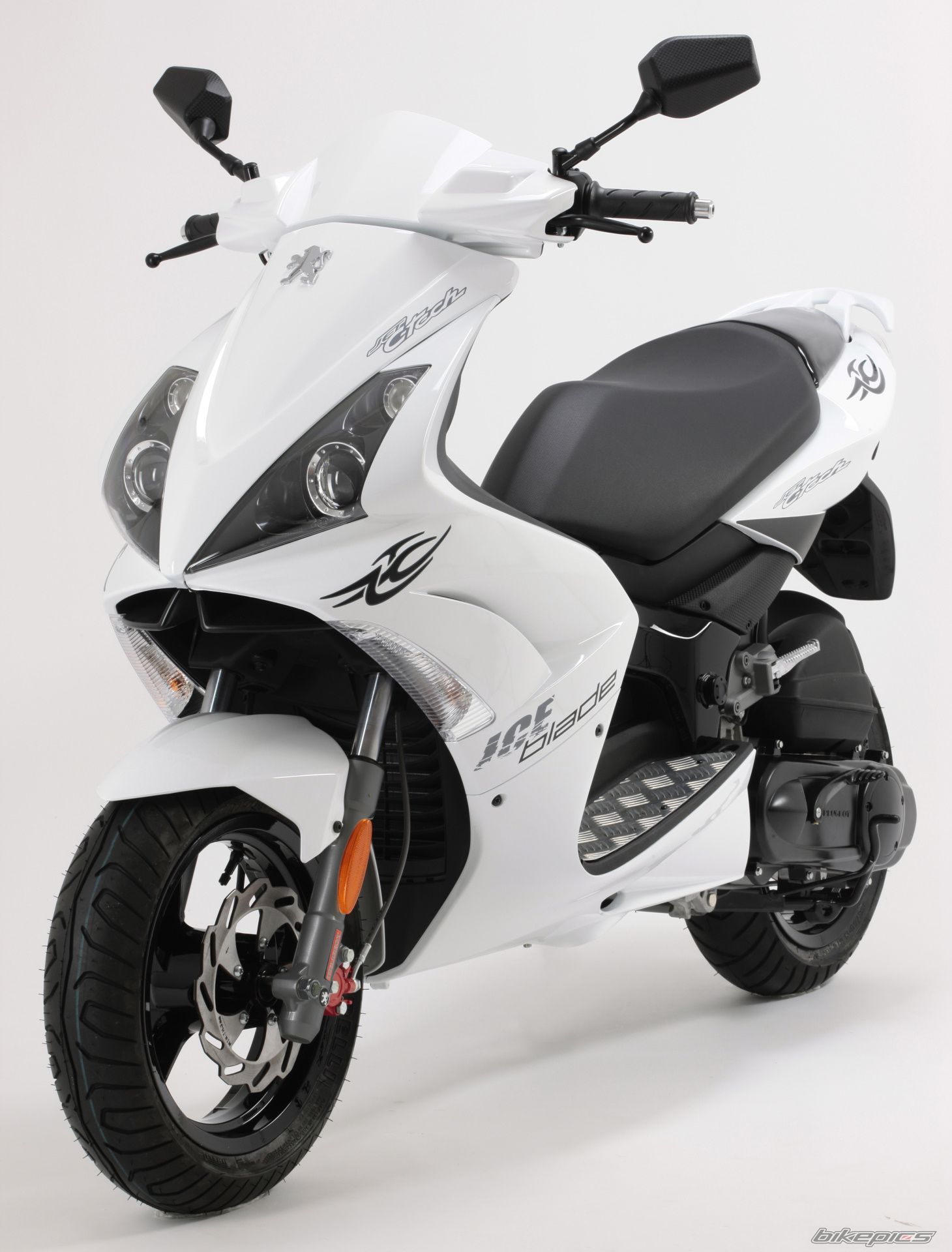 2009 PEUGEOT JET FORCE | Picture 1593781 motorcycle photo