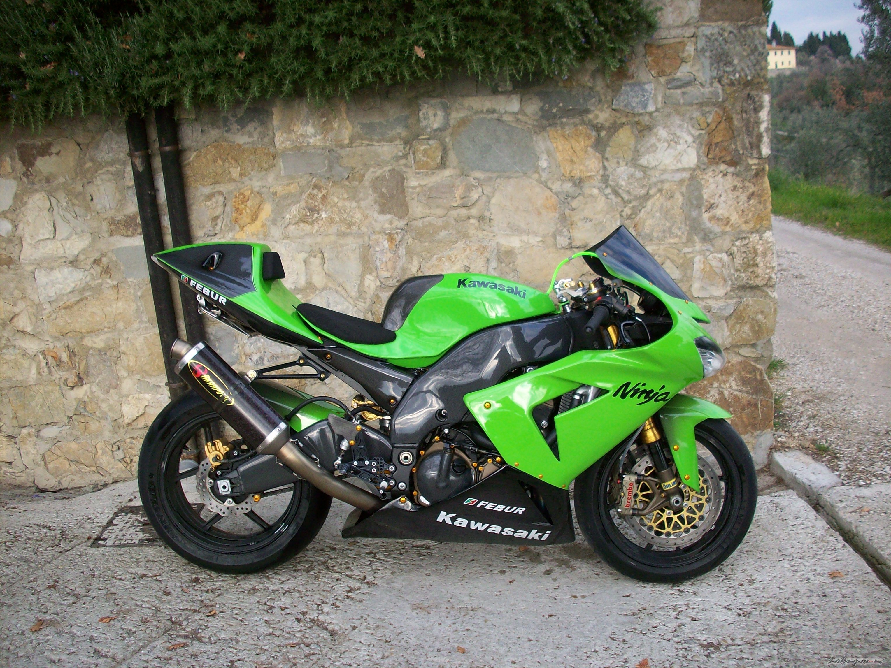 2005 KAWASAKI ZX 10R | Picture 1595856 motorcycle photo