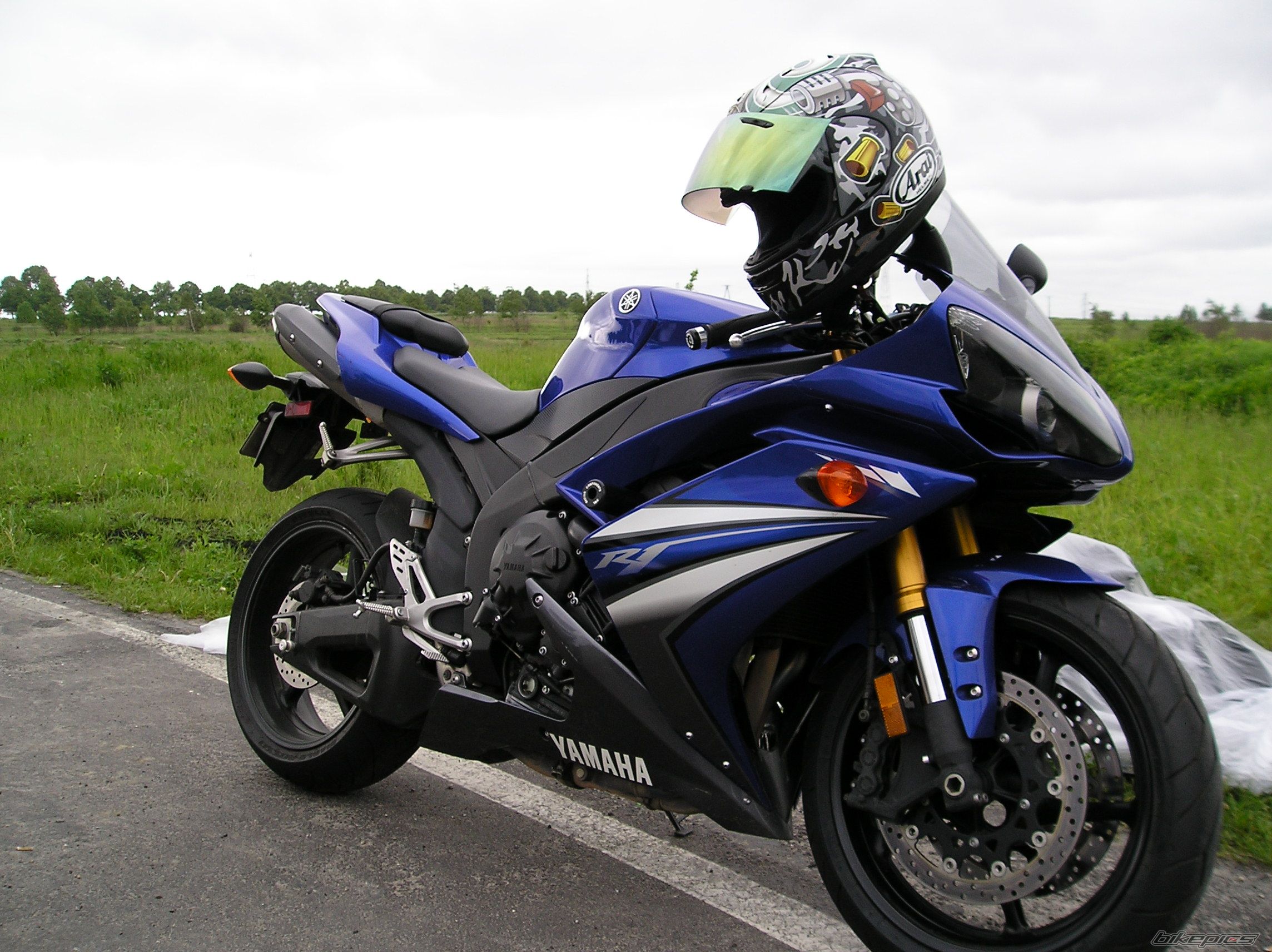 2007 YAMAHA YZF R1 | Picture 1595866 motorcycle photo