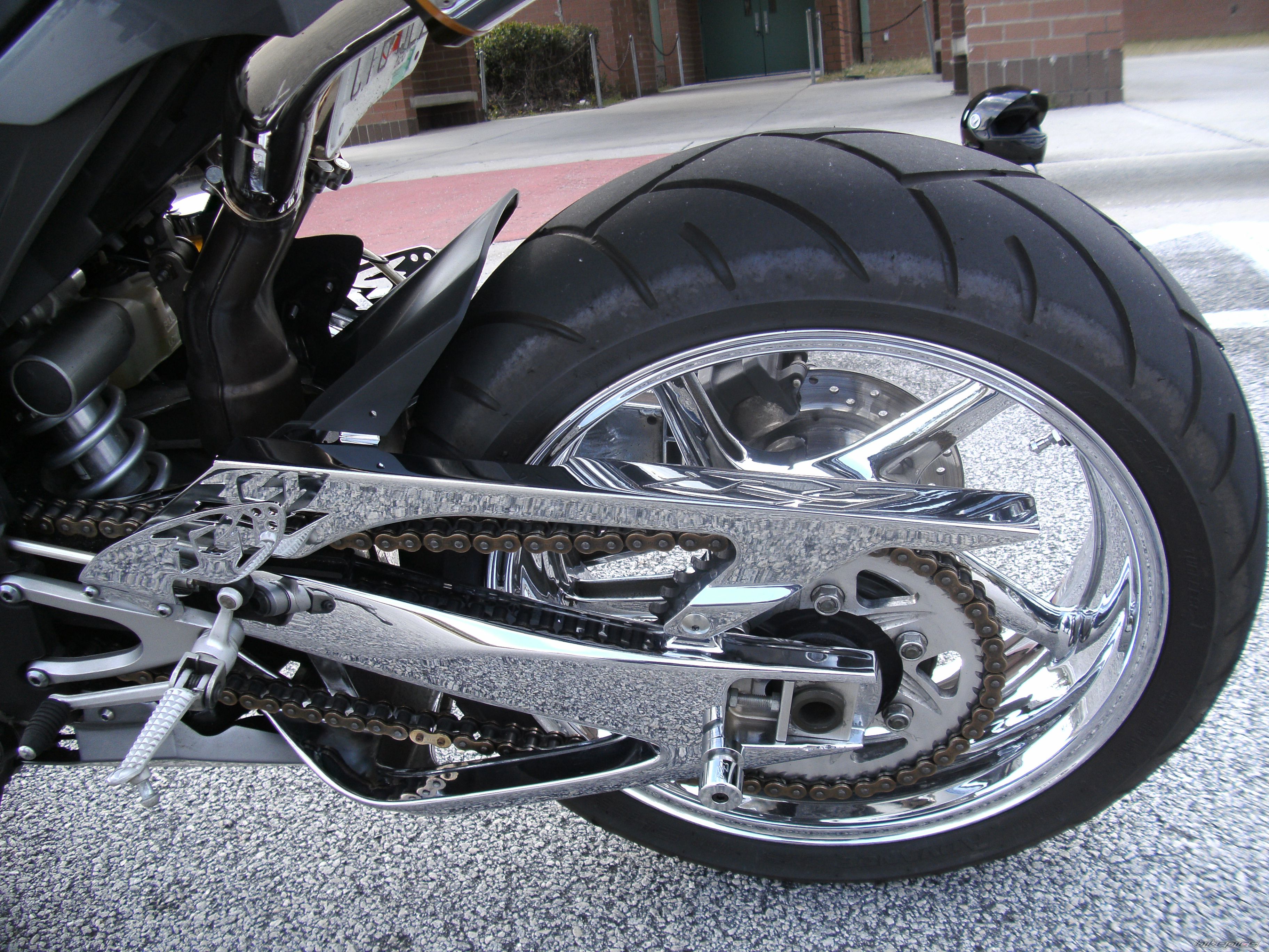 2004 YAMAHA YZF R1 | Picture 1595897 motorcycle photo