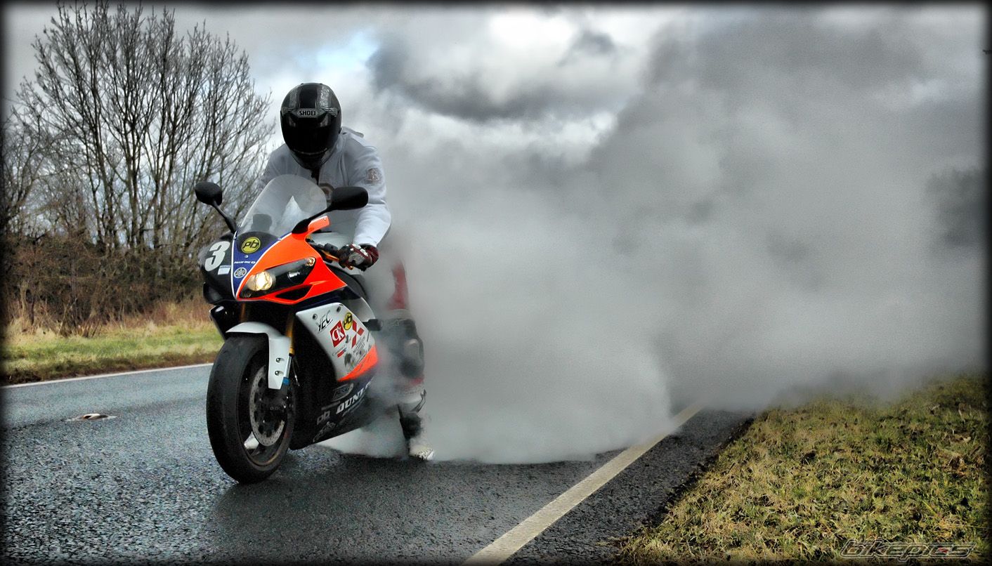 2007 YAMAHA YZF R1 | Picture 1596010 motorcycle photo
