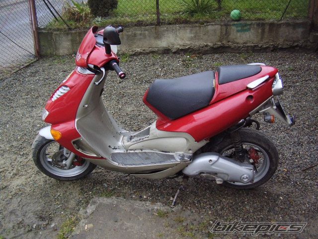 1995 APRILIA SR 50 | Picture 1596542 motorcycle photo