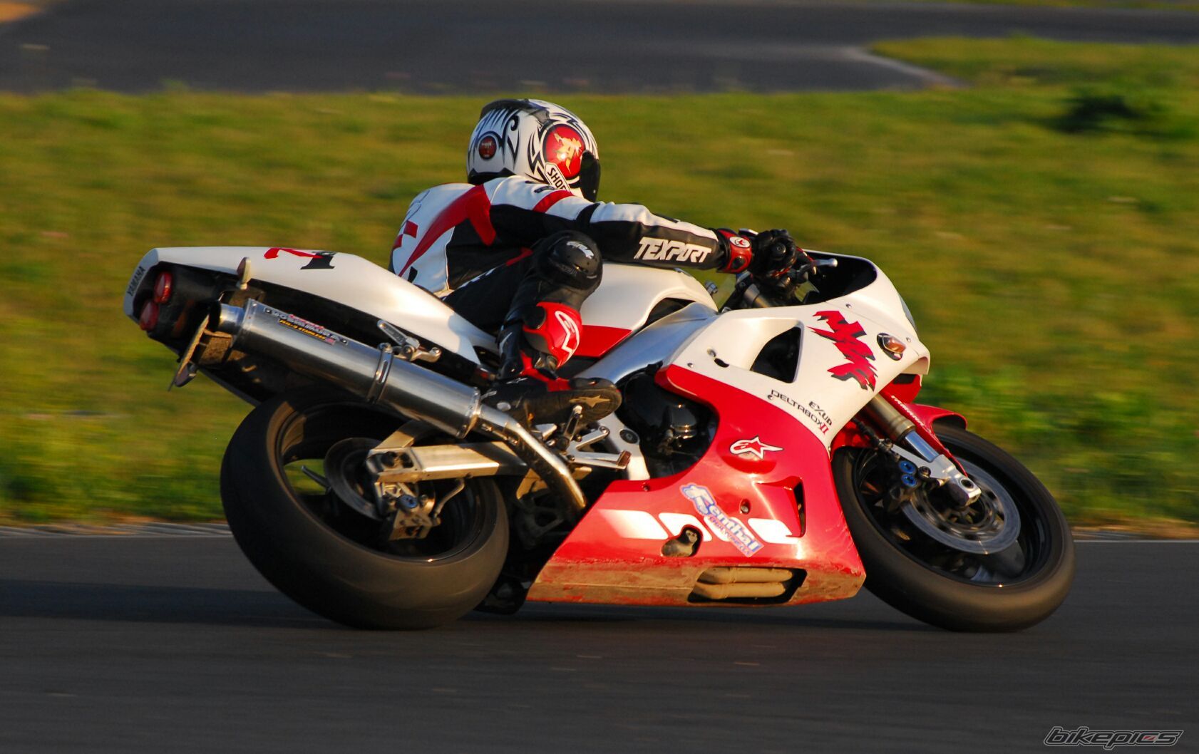 1998 YAMAHA YZF R1 | Picture 1596803 motorcycle photo