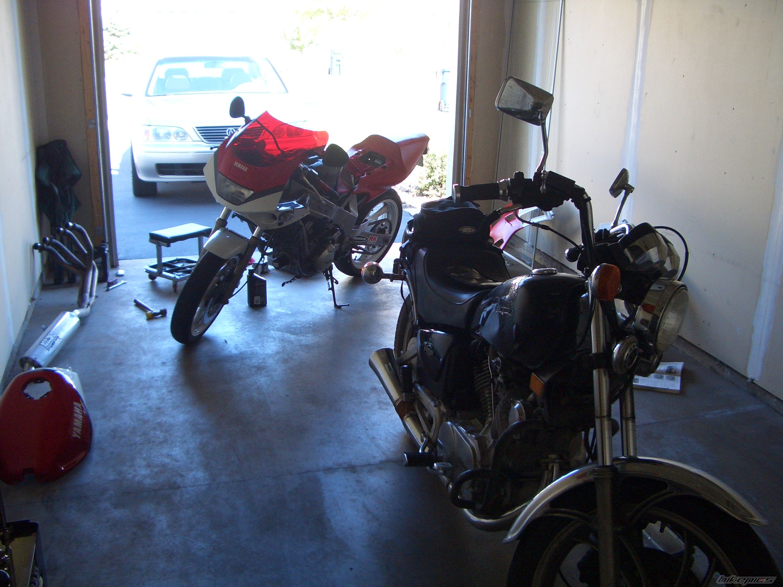 1992 YAMAHA FZR 600 | Picture 1596897 motorcycle photo