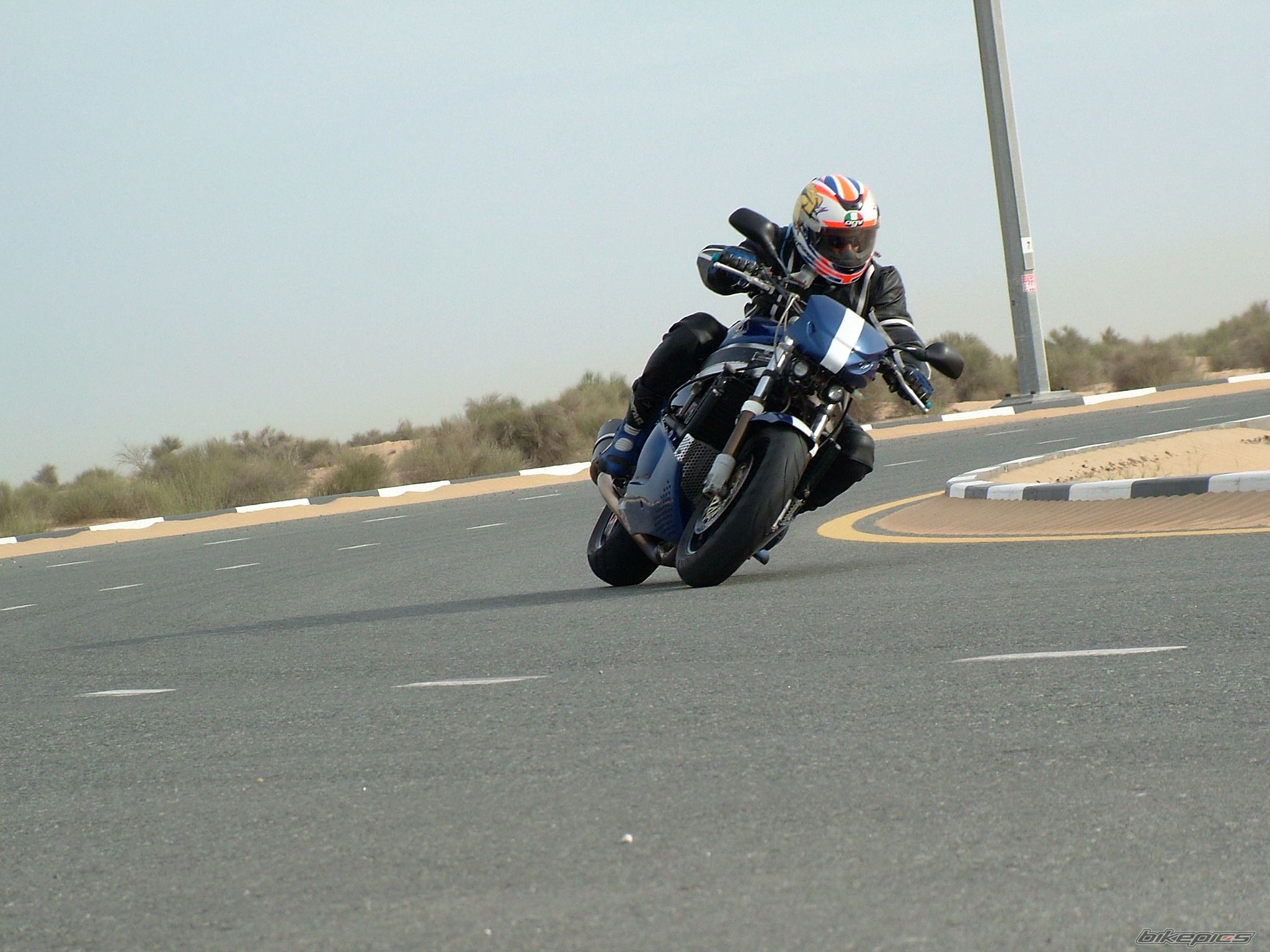 1994 HONDA CBR 900 | Picture 1599046 motorcycle photo