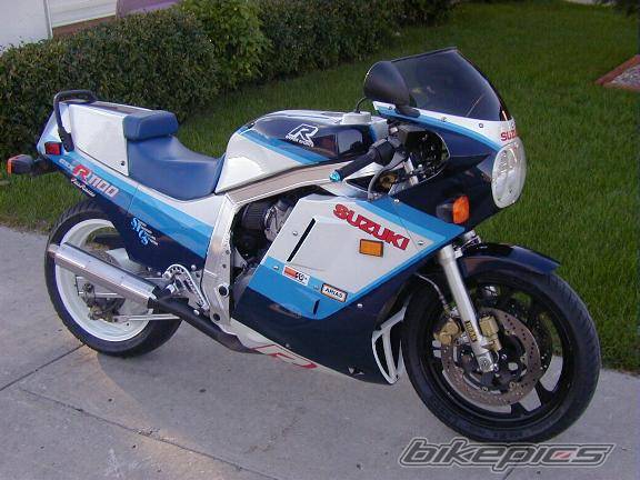 1986 SUZUKI GSX R 1100 | Picture 15998 motorcycle photo