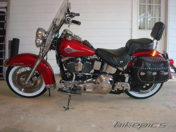 1999 HARLEY DAVIDSON HERITAGE SOFTAIL CLASSIC | Picture 1600317 motorcycle photo