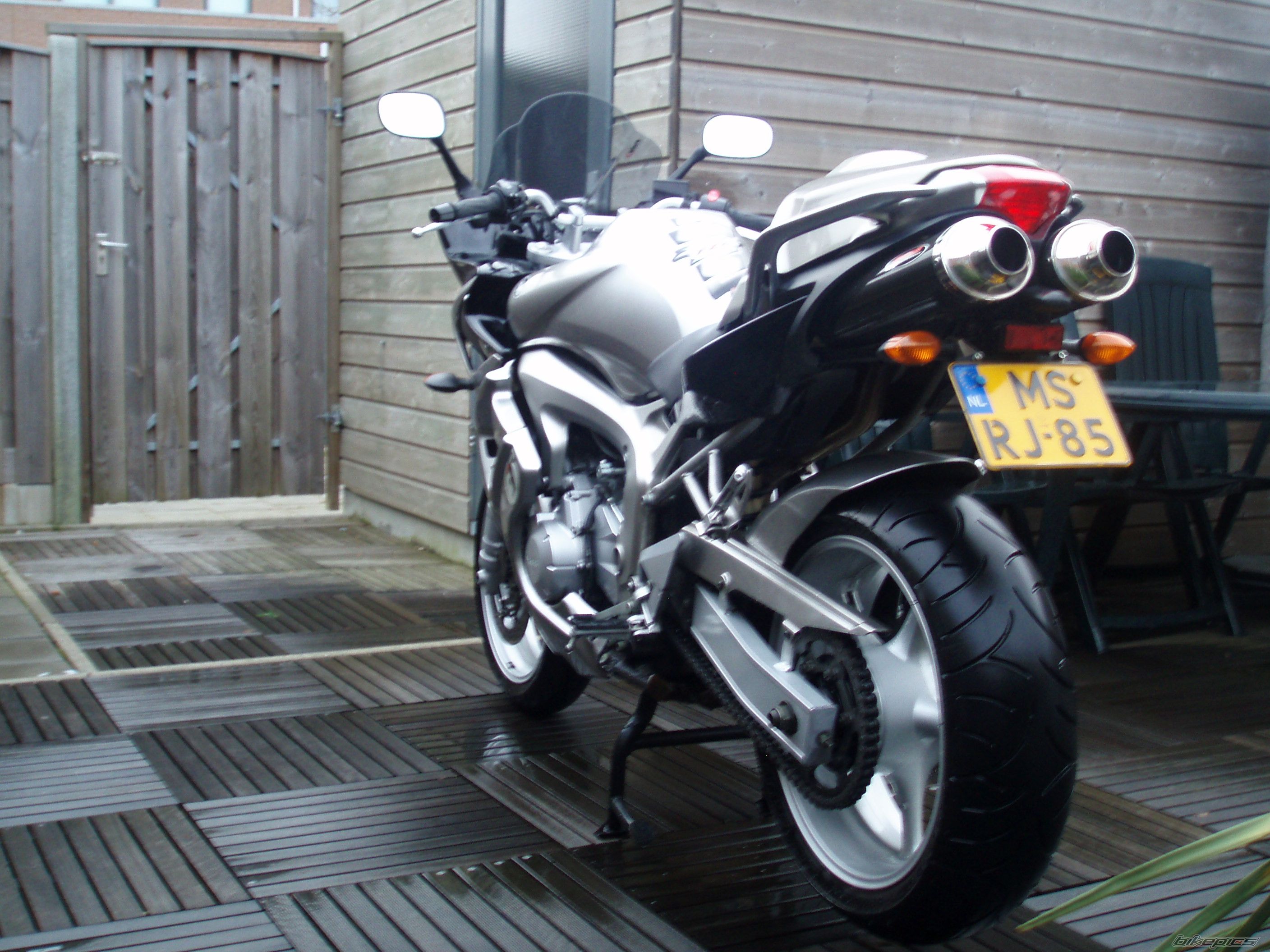 2004 YAMAHA FZ6 FAZER | Picture 1600751 motorcycle photo