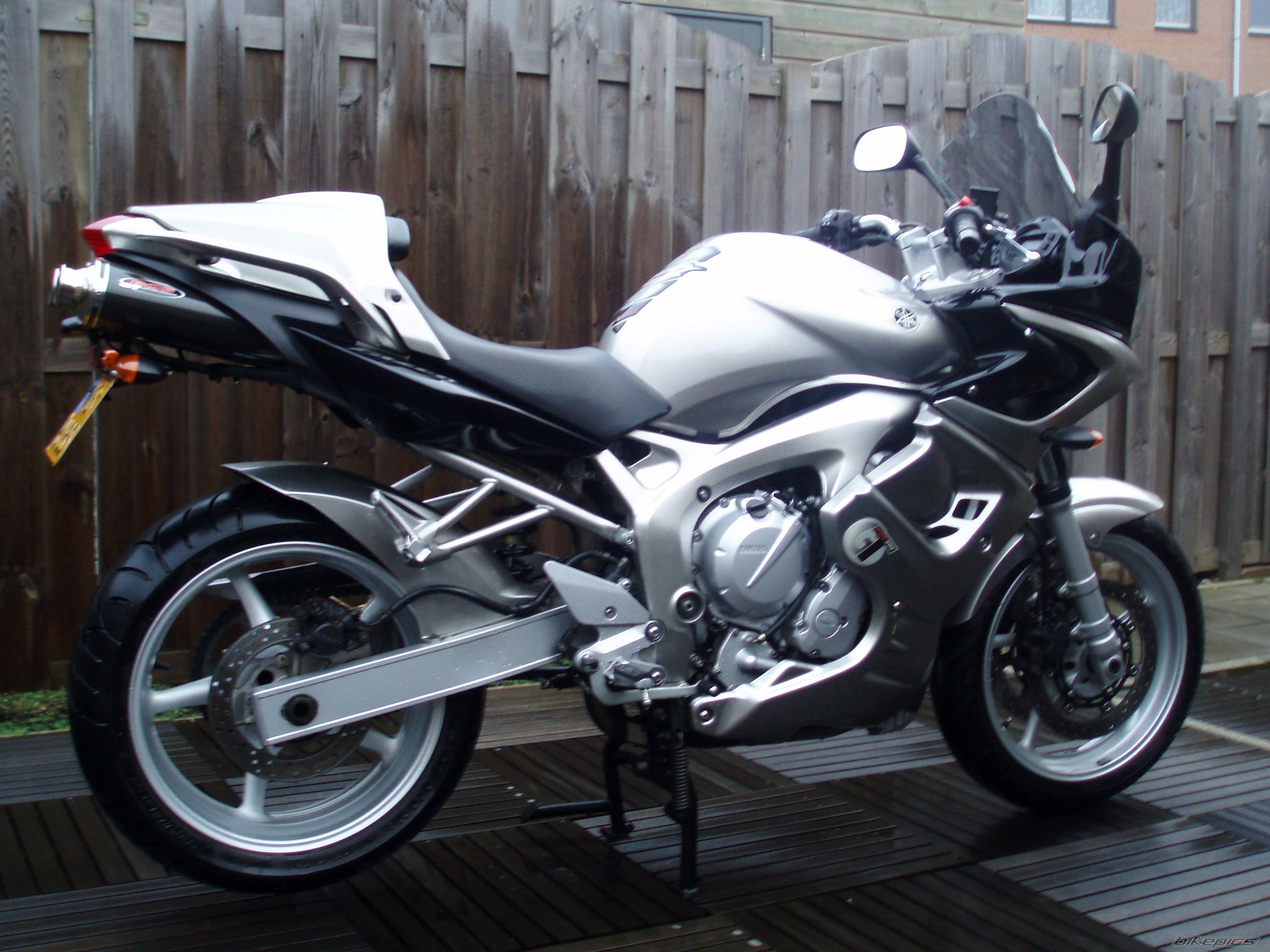 2004 YAMAHA FZ6 FAZER | Picture 1600753 motorcycle photo