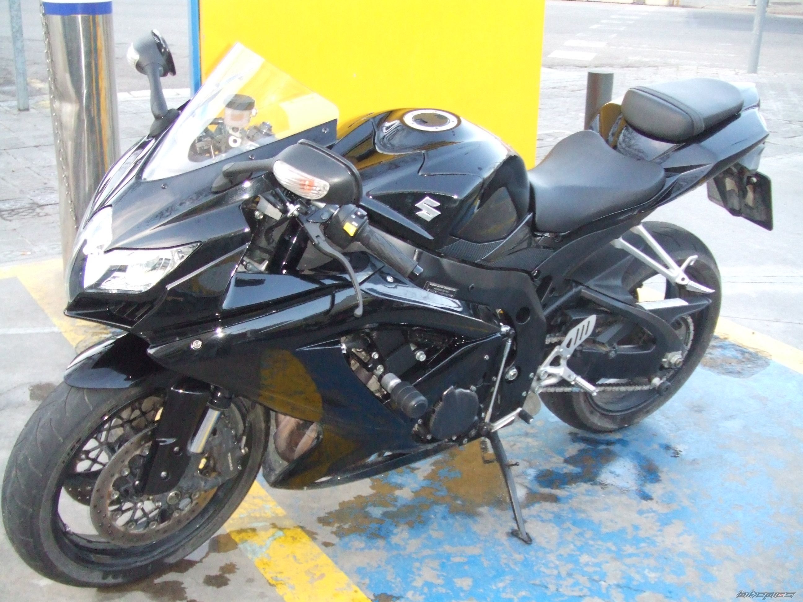 2008 SUZUKI GSX R 750 | Picture 1601123 motorcycle photo