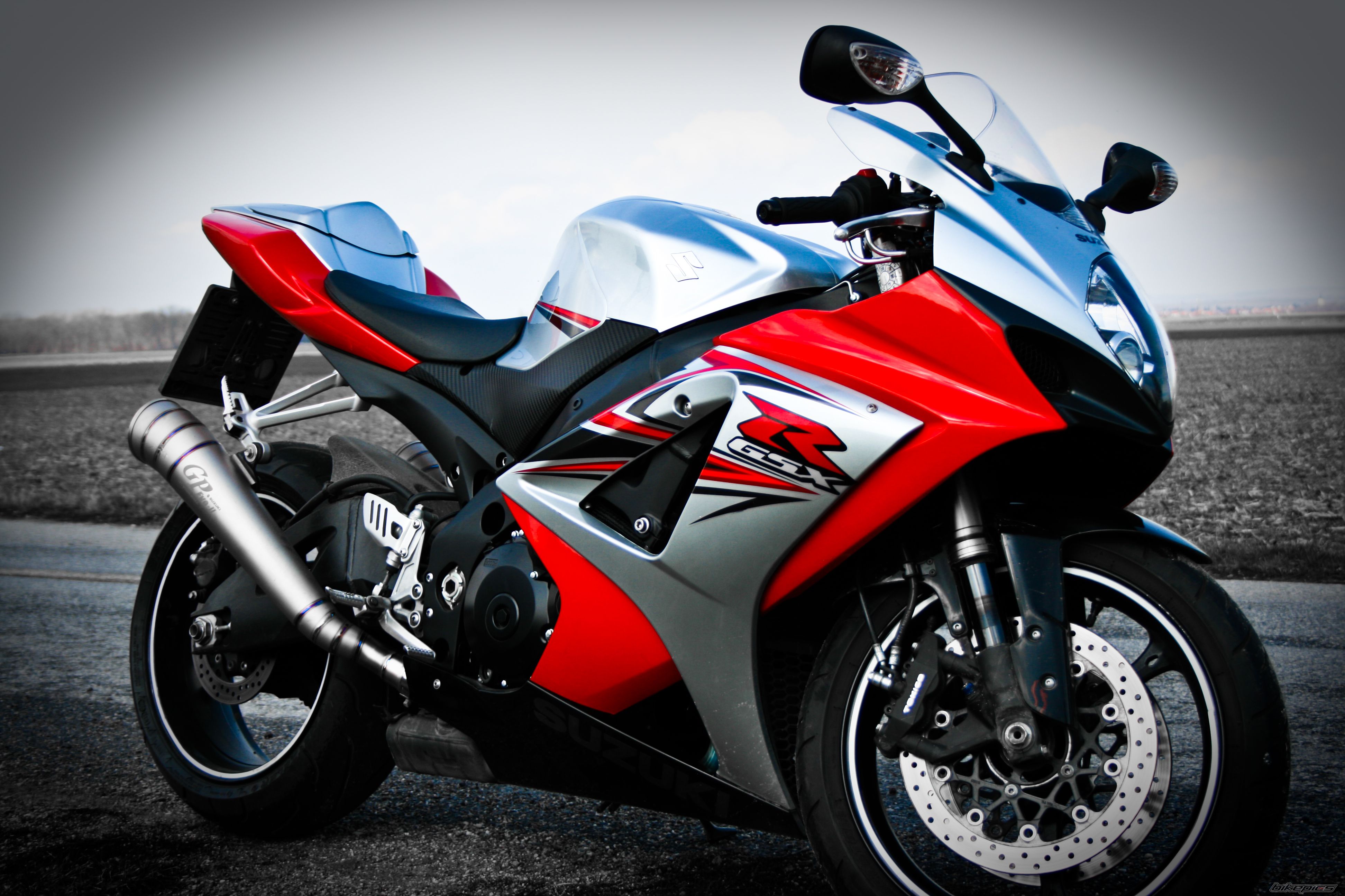2007 SUZUKI GSX R 1000 | Picture 1602483 motorcycle photo