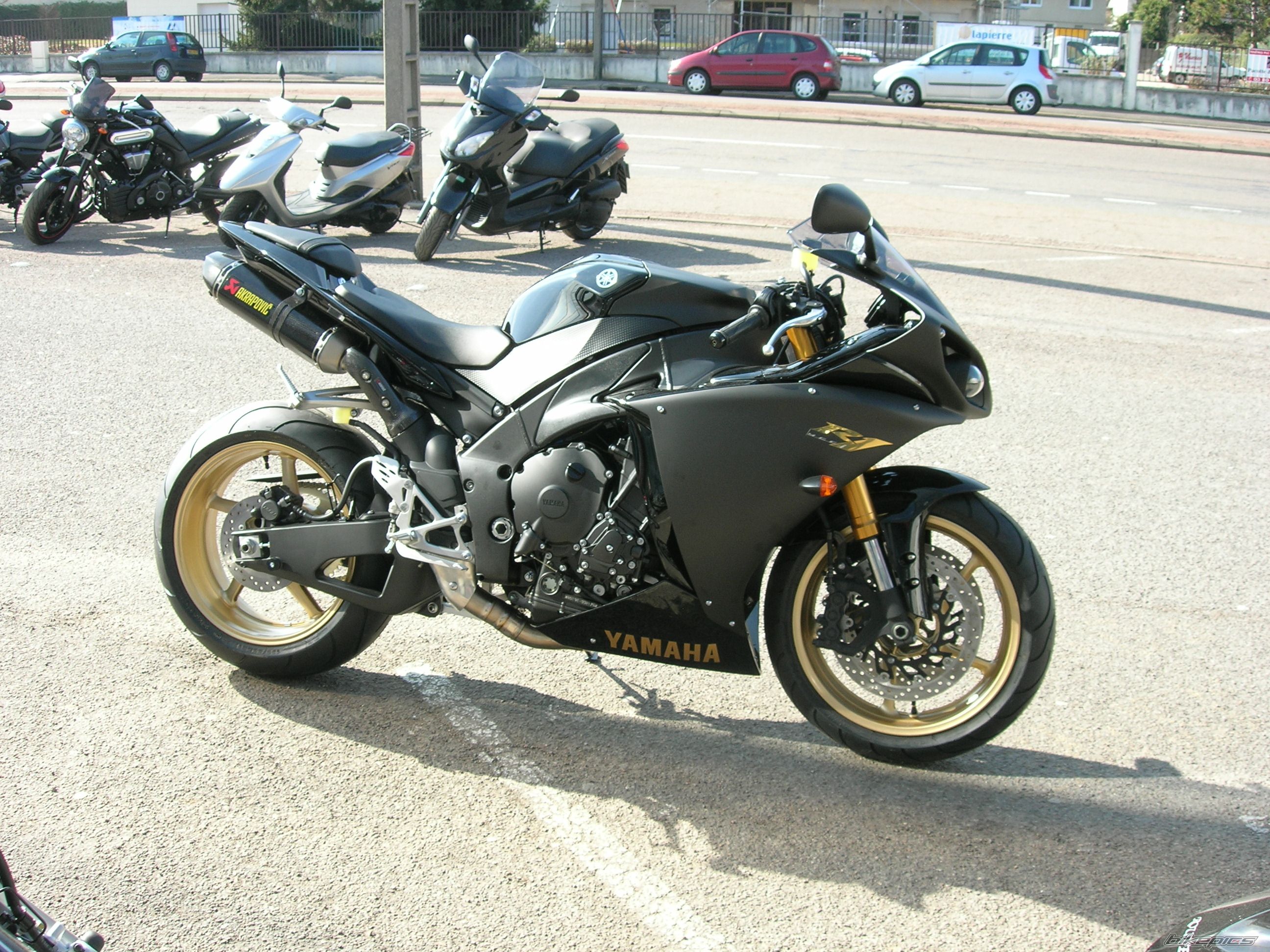 2009 YAMAHA YZF R1 | Picture 1602857 motorcycle photo