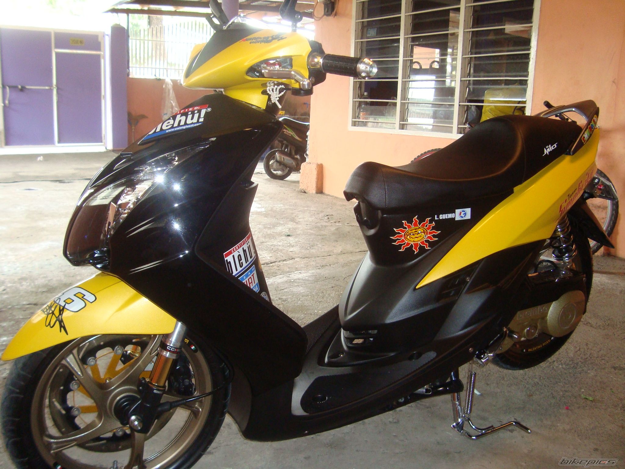 2009 YAMAHA MIO | Picture 1602953 motorcycle photo