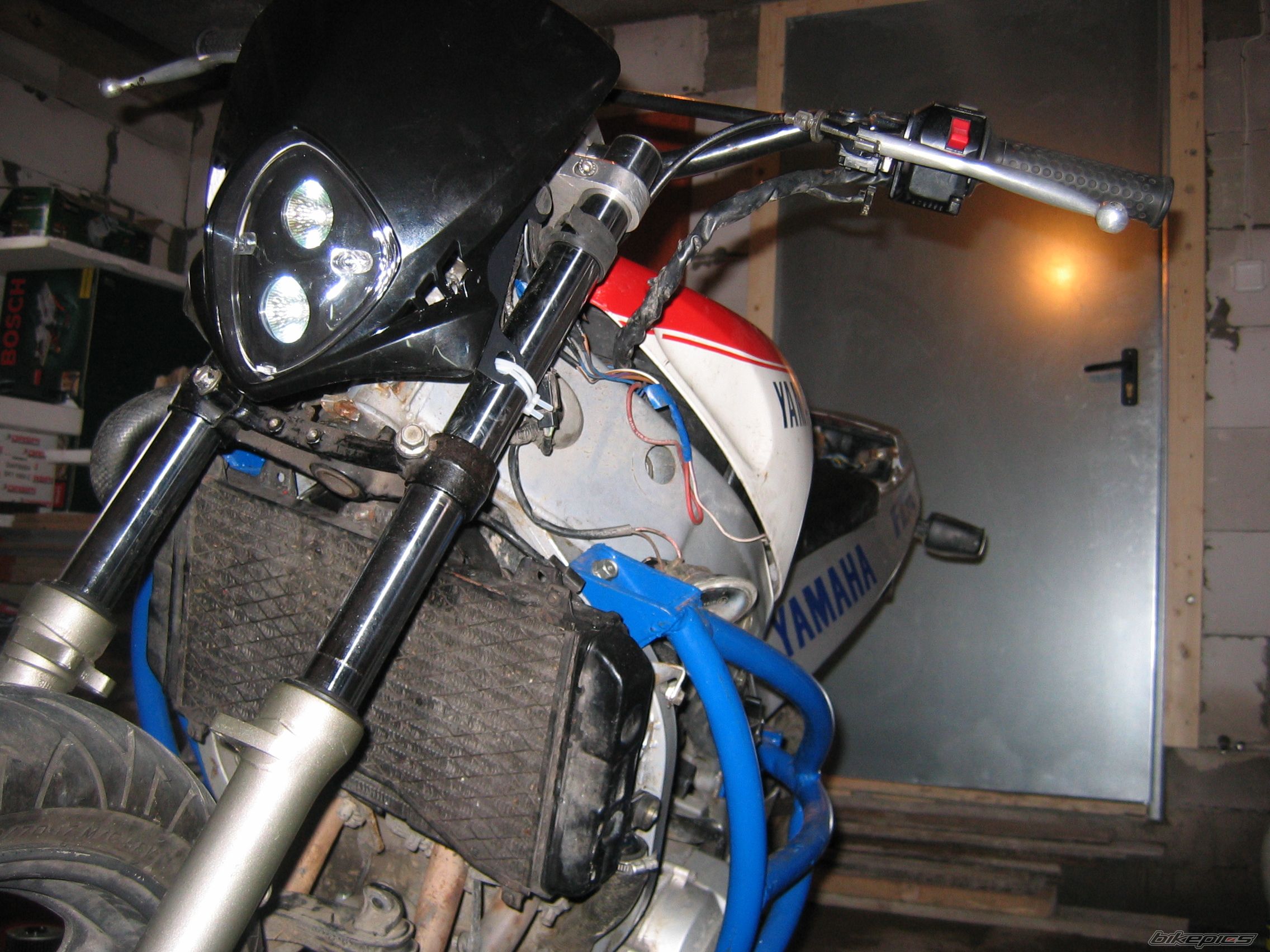 1992 YAMAHA FZR 600 | Picture 1604005 motorcycle photo