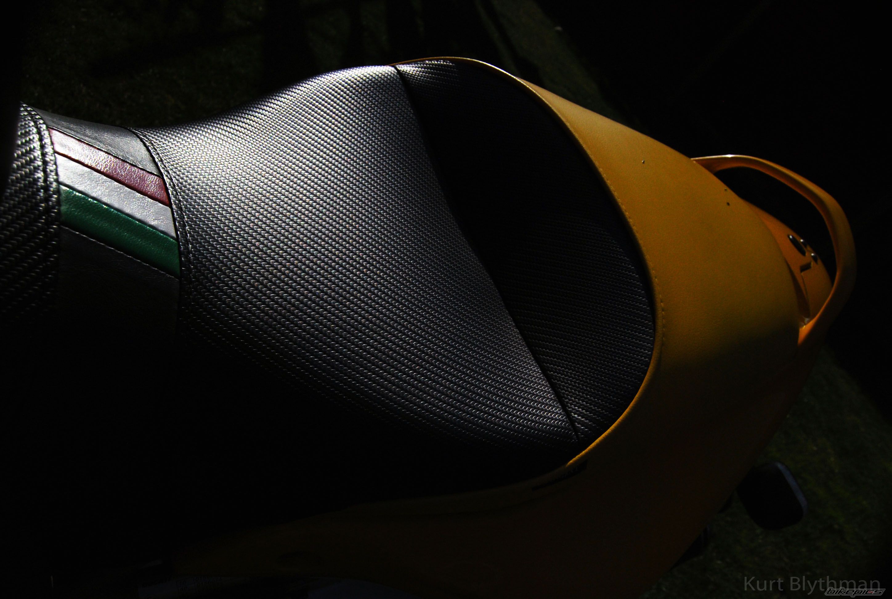 2000 DUCATI 900 SS | Picture 1604183 motorcycle photo
