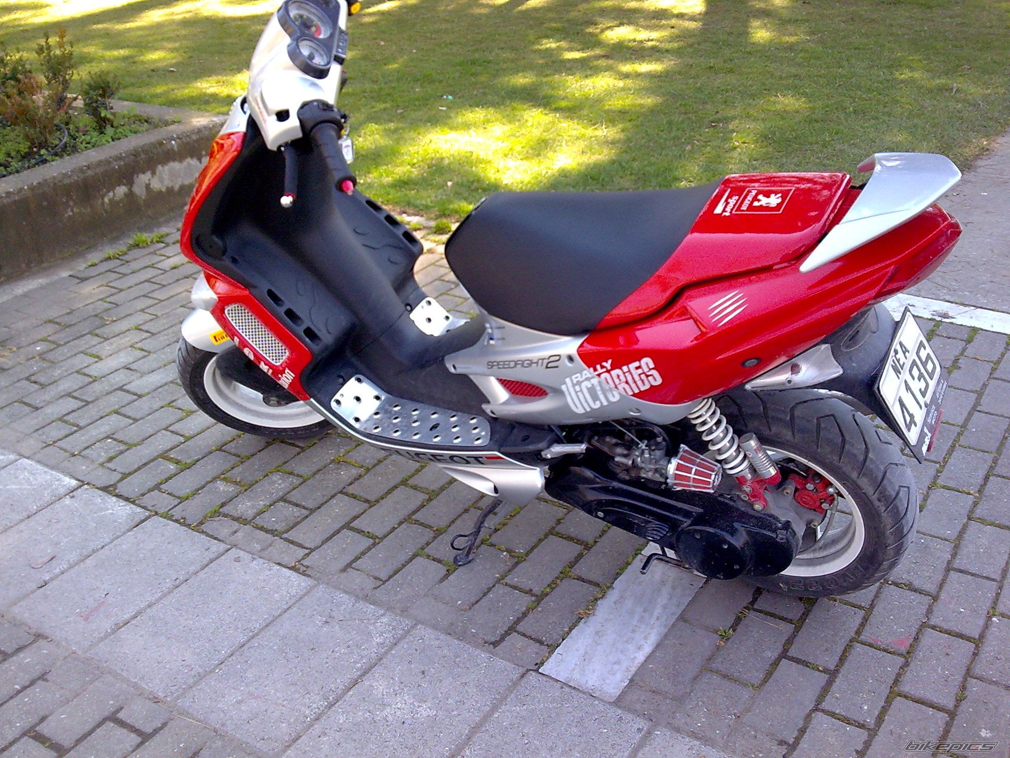 2009 PEUGEOT SPEEDFIGHT2 50 | Picture 1604561 motorcycle photo