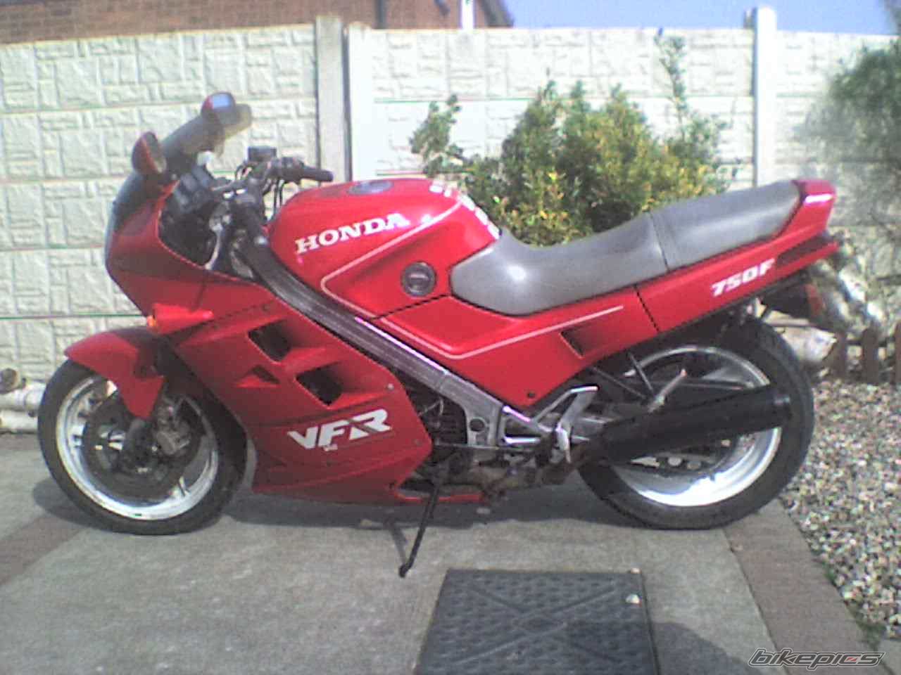 1986 HONDA VFR 750 | Picture 1604683 motorcycle photo