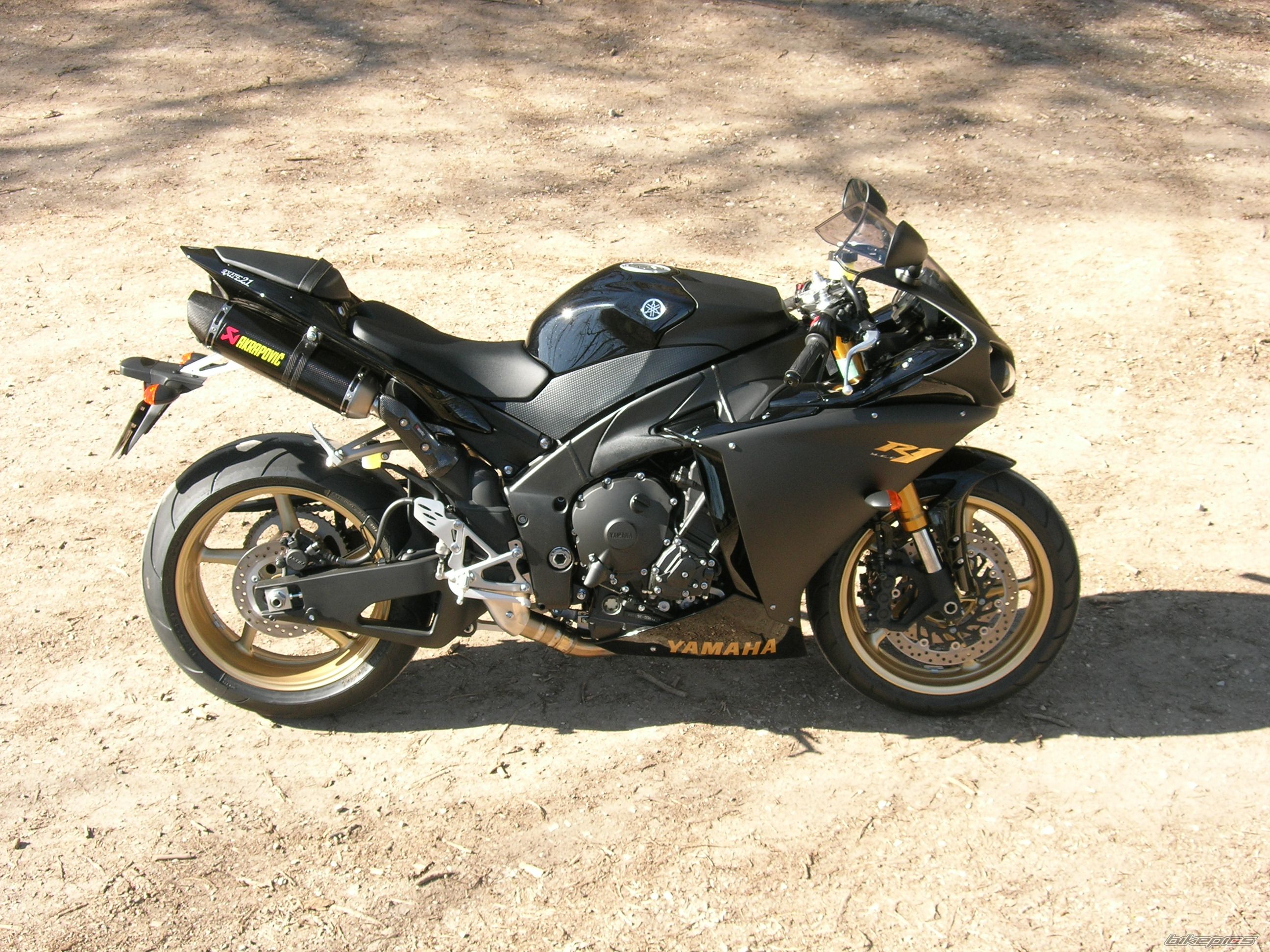 2009 YAMAHA YZF R1 | Picture 1604845 motorcycle photo