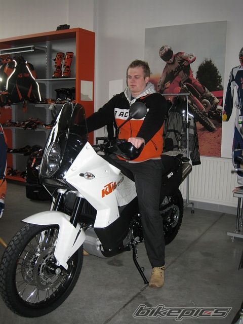 2009 KTM 990 ADVENTURE S | Picture 1604890 motorcycle photo