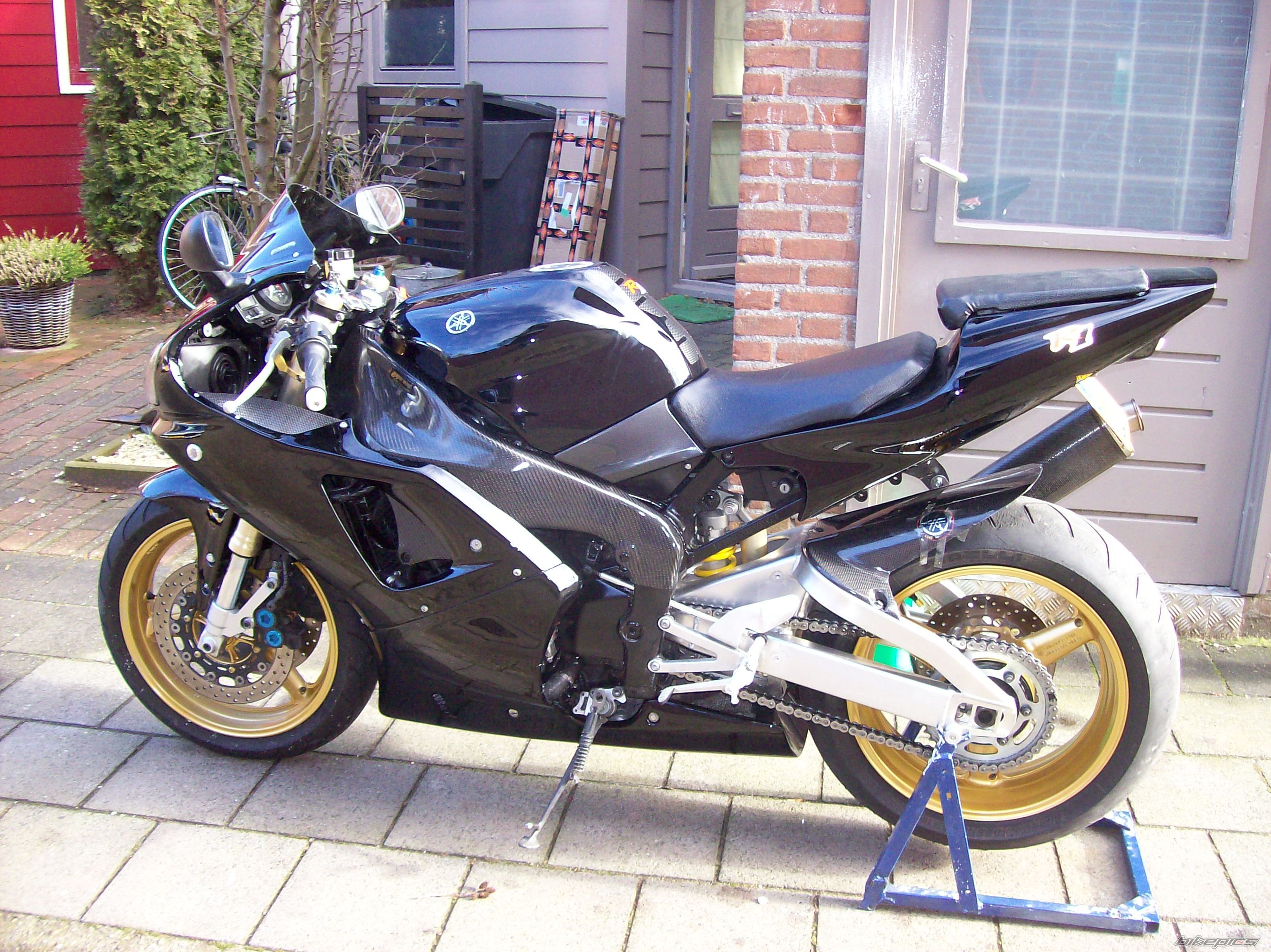 1999 YAMAHA YZF R1 | Picture 1604961 motorcycle photo