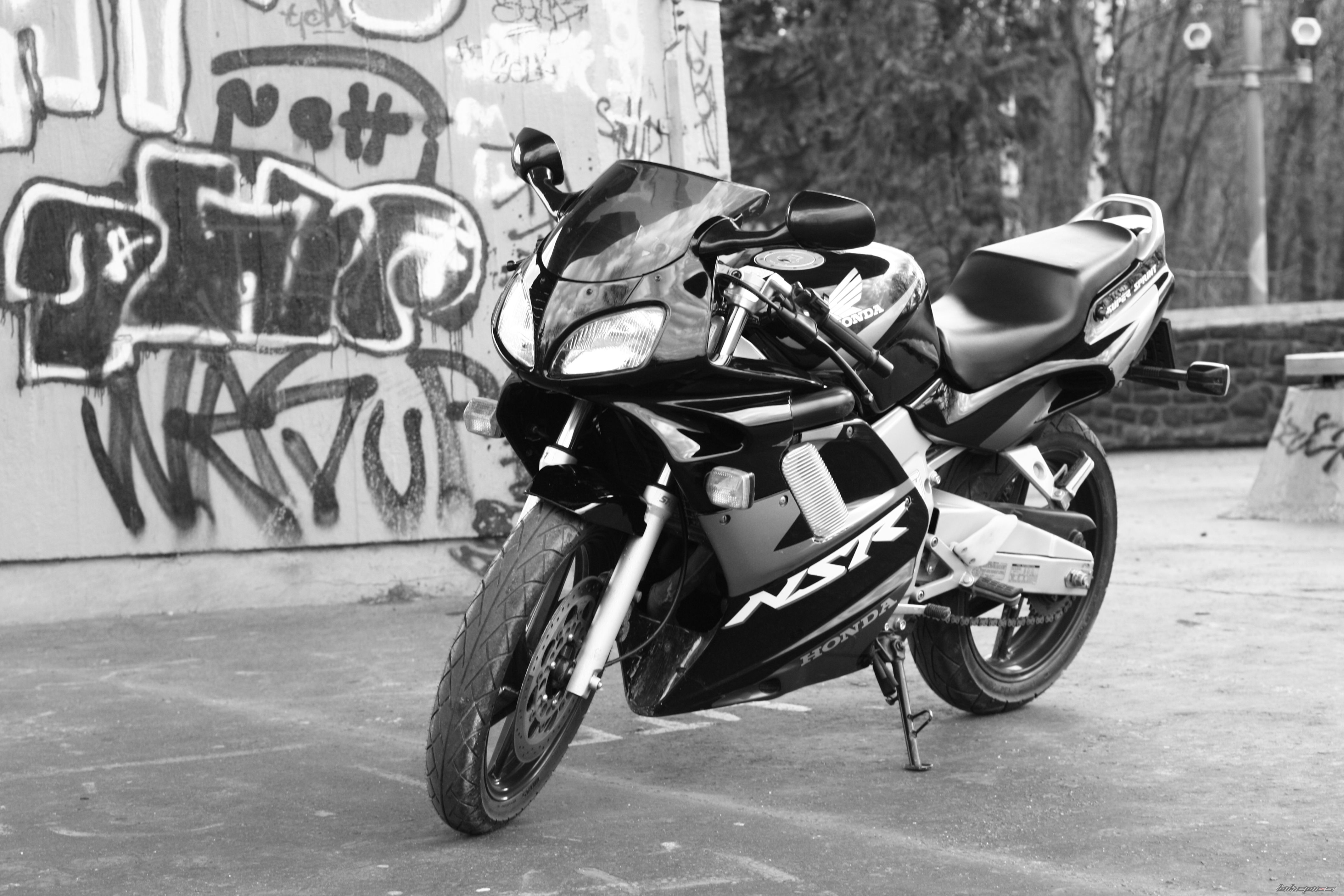 2007 HONDA NSR 125 | Picture 1605486 motorcycle photo